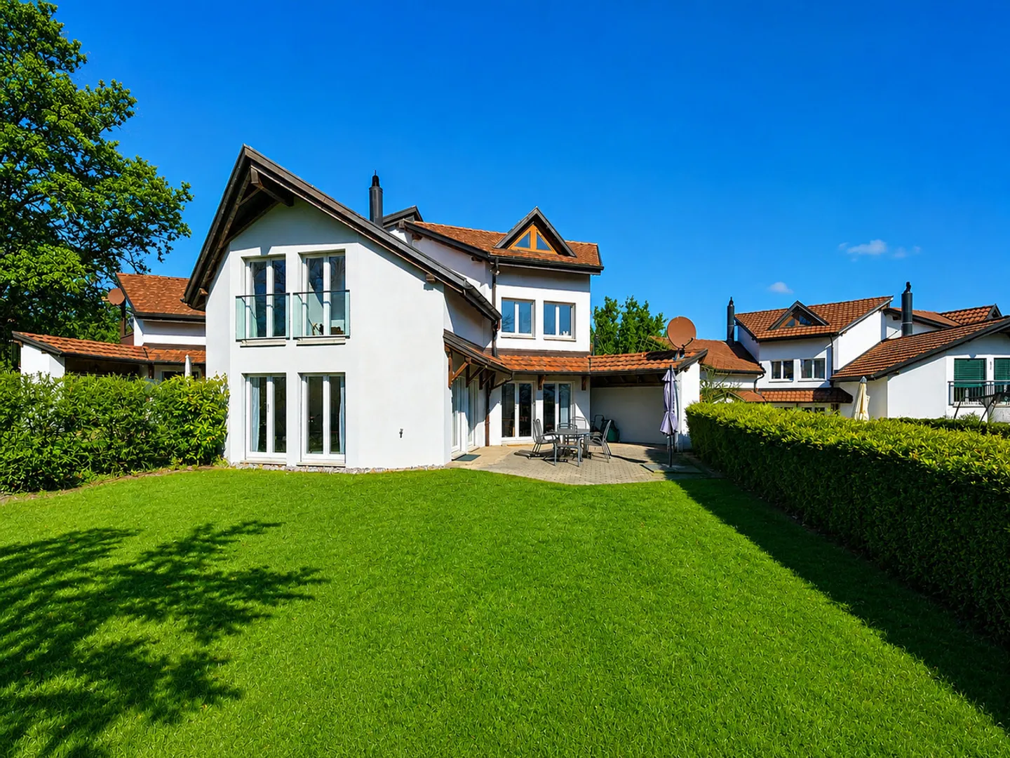 Villa Familiale Moderne à Avry - Photo 1 sur 13