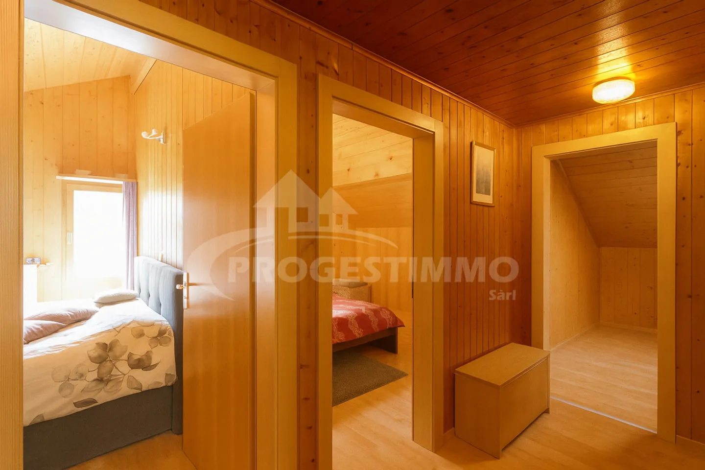 CHALET AUTENTICO E AFFASCINANTE DI 5,5 STANZE - Foto 8 di 13