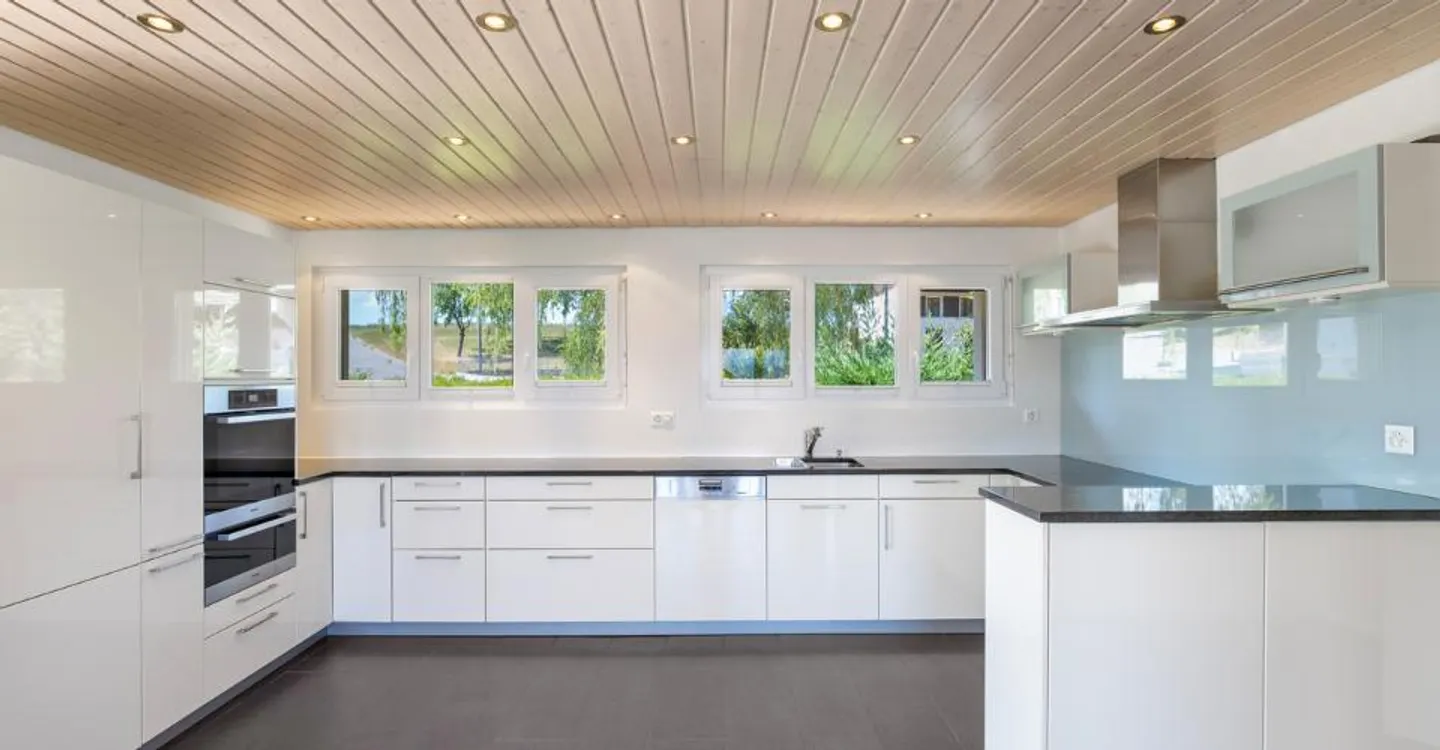Bussy, zum Verkauf, individuelle Villa mit 5,5 Zimmern, Grundstück von 820 m2 - Foto 3 von 6