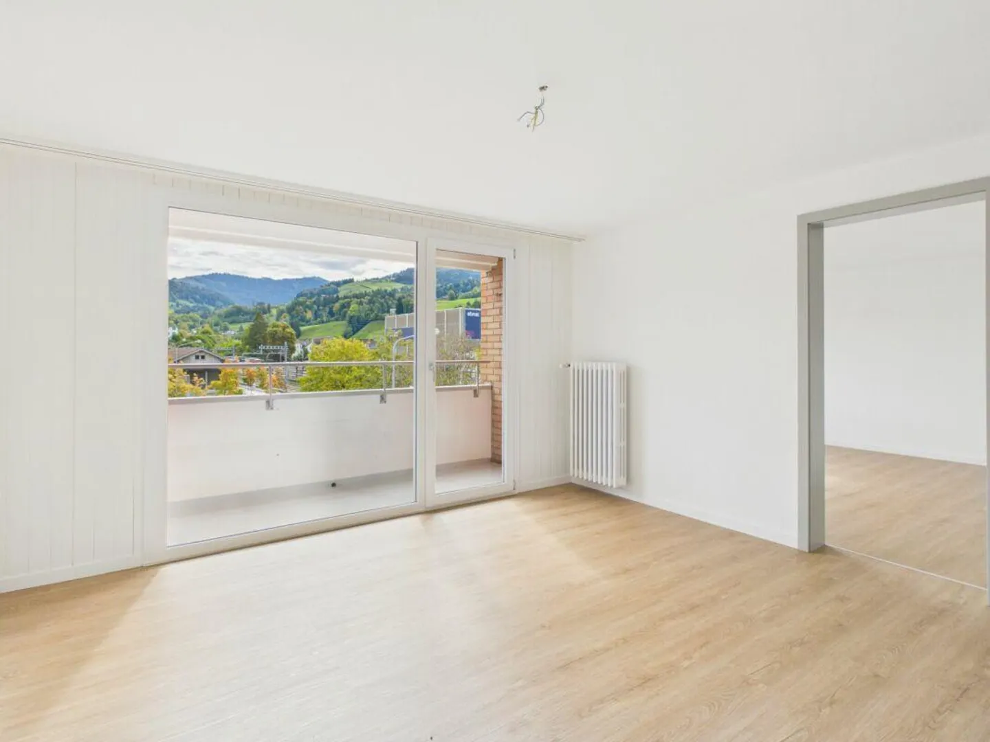 Attractive 3-room apartment in a central location - Photo 5 of 8