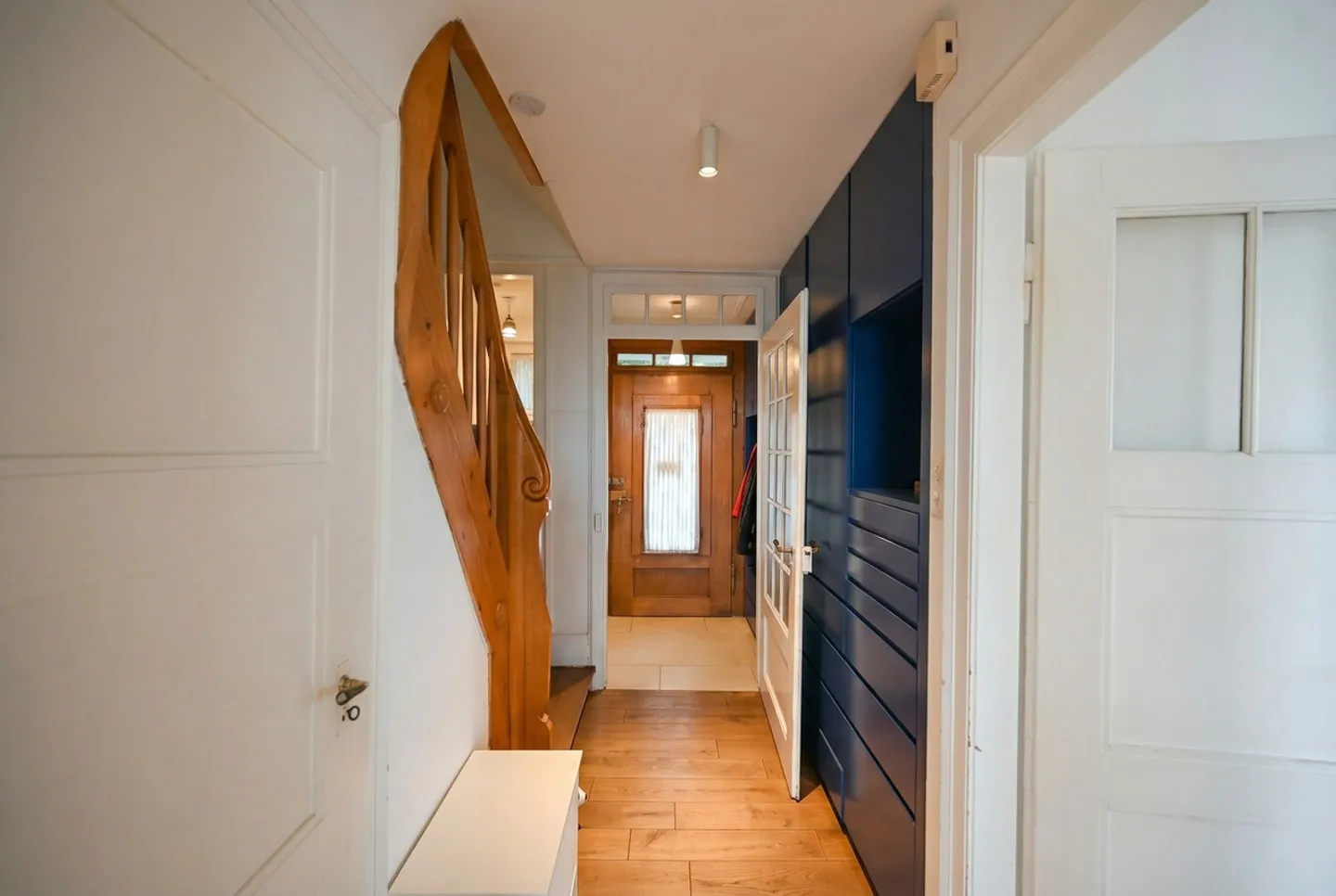 ART NOUVEAU RARITY ABOVE THE ROOFS OF BINNINGEN - Photo 10 of 14