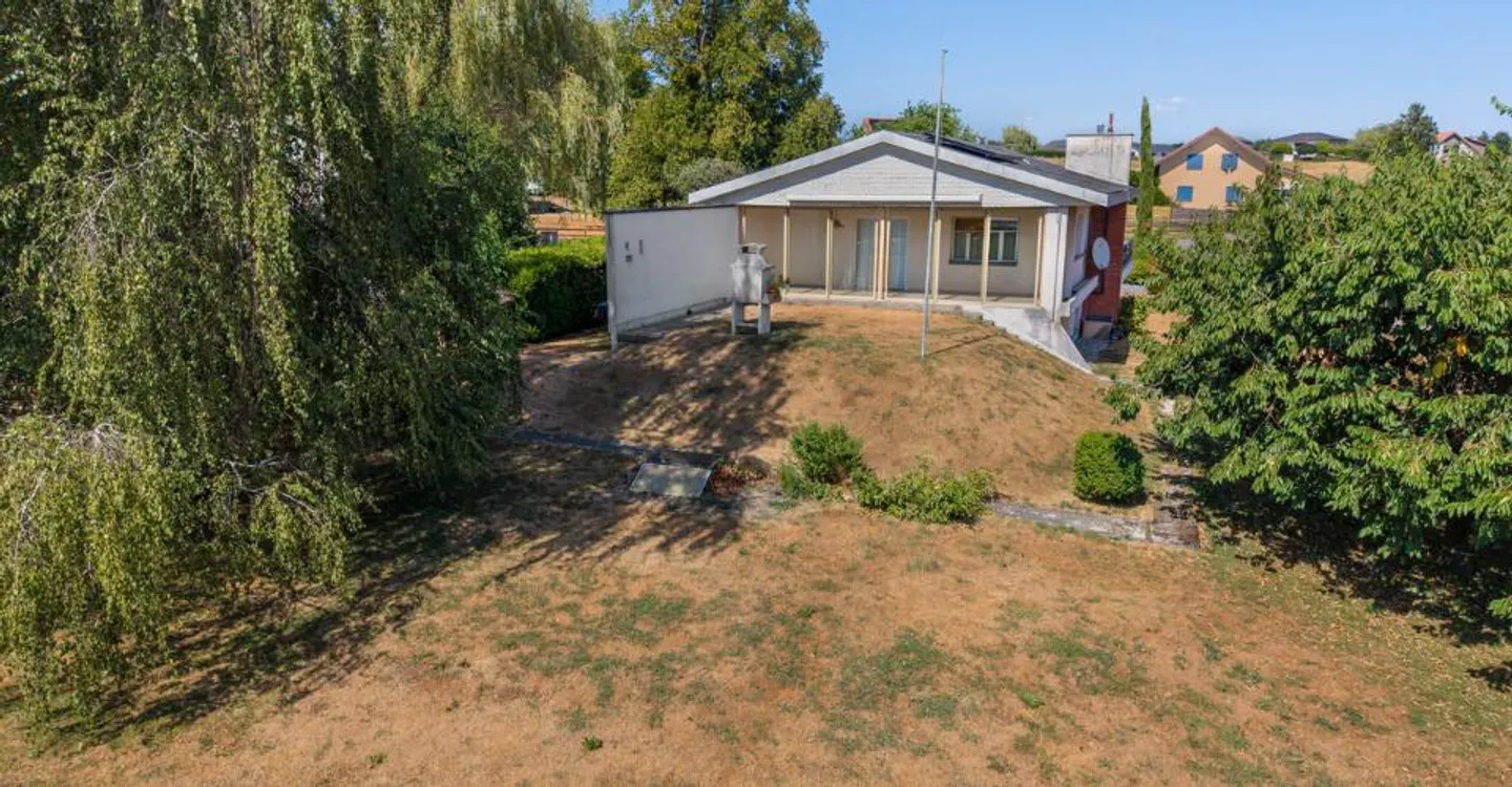 Bussy, zum Verkauf, individuelle Villa mit 5,5 Zimmern, Grundstück von 820 m2 - Foto 2 von 6