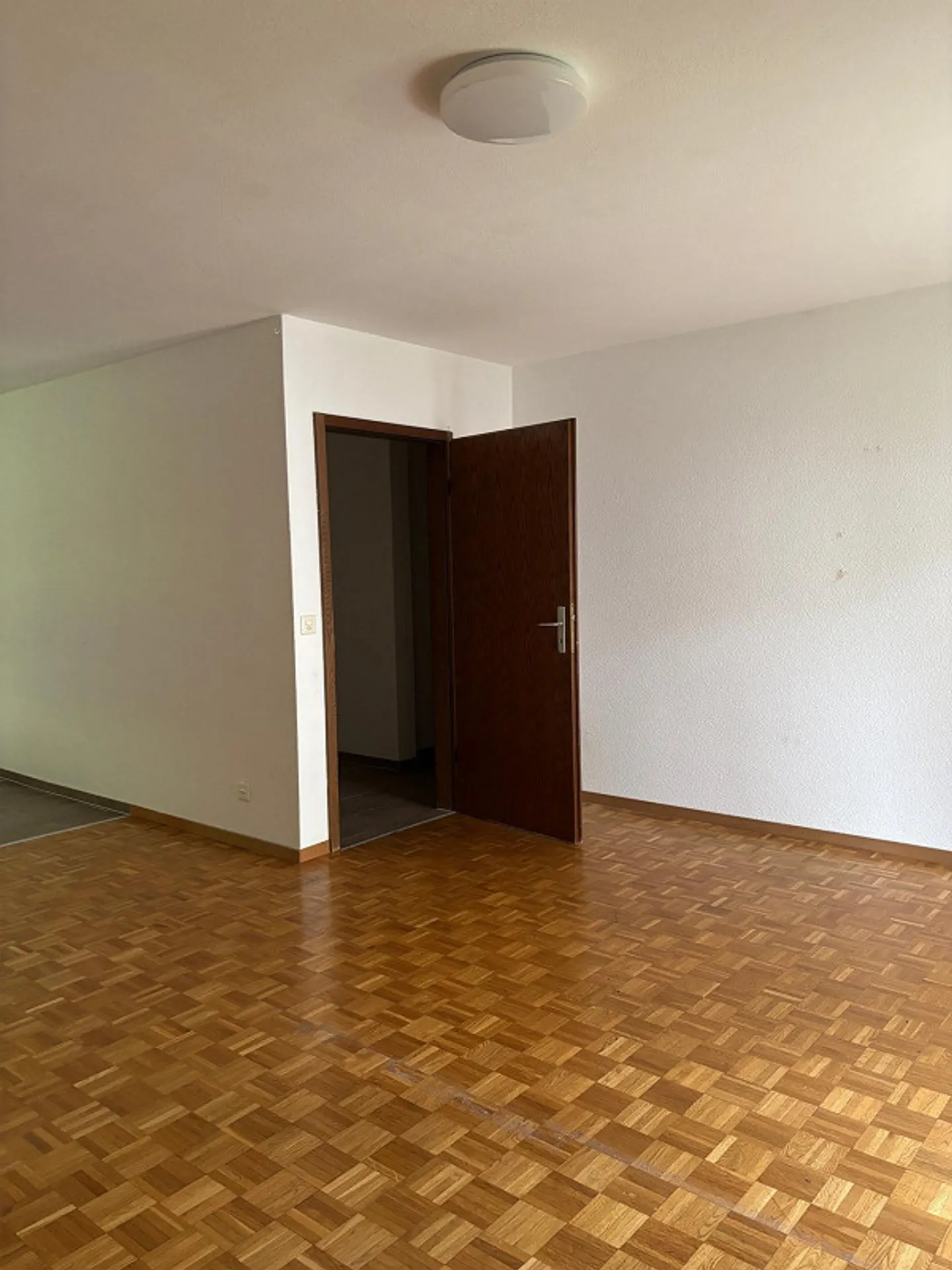 4.5-room apartment in Plaffeien - quiet and spacious - Photo 3 of 10