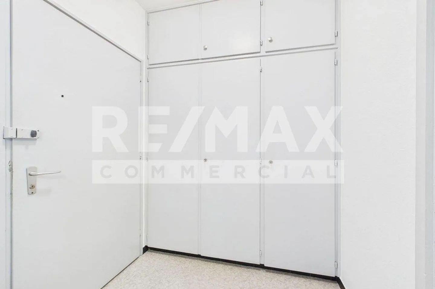 Medizinisches Studio oder Büro im Stadtzentrum - Photo 2 sur 12