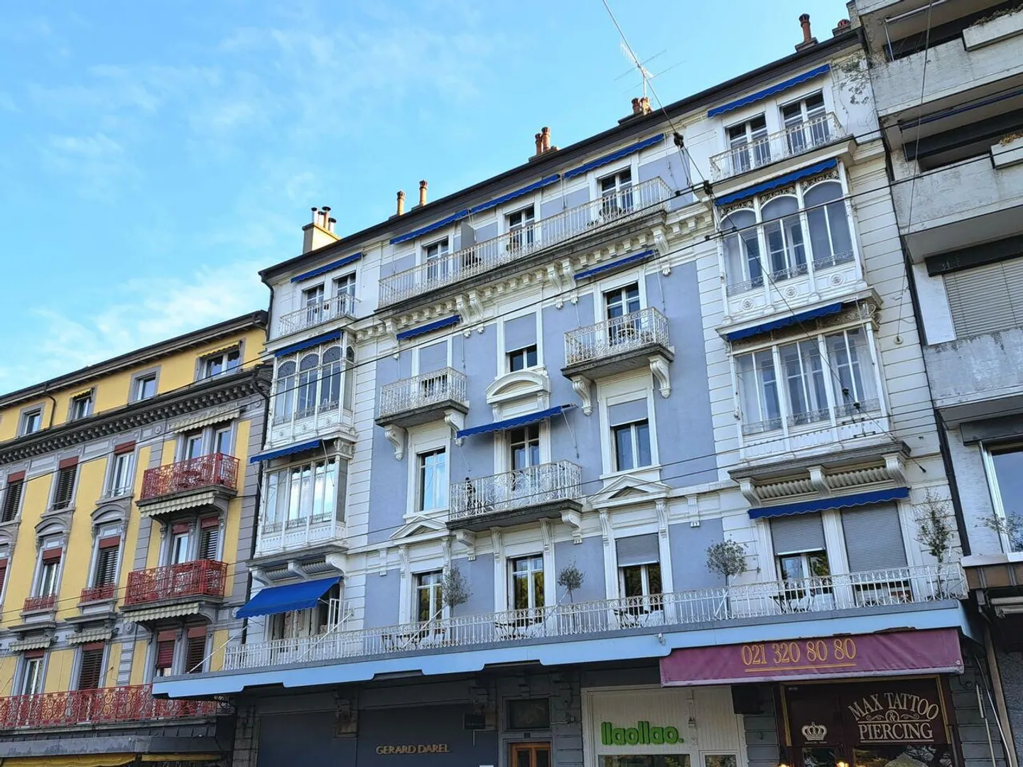 Bureau de 70m2 au 1er étage situé au coeur de Montreux - 01.04.2026 - Photo 1 sur 6