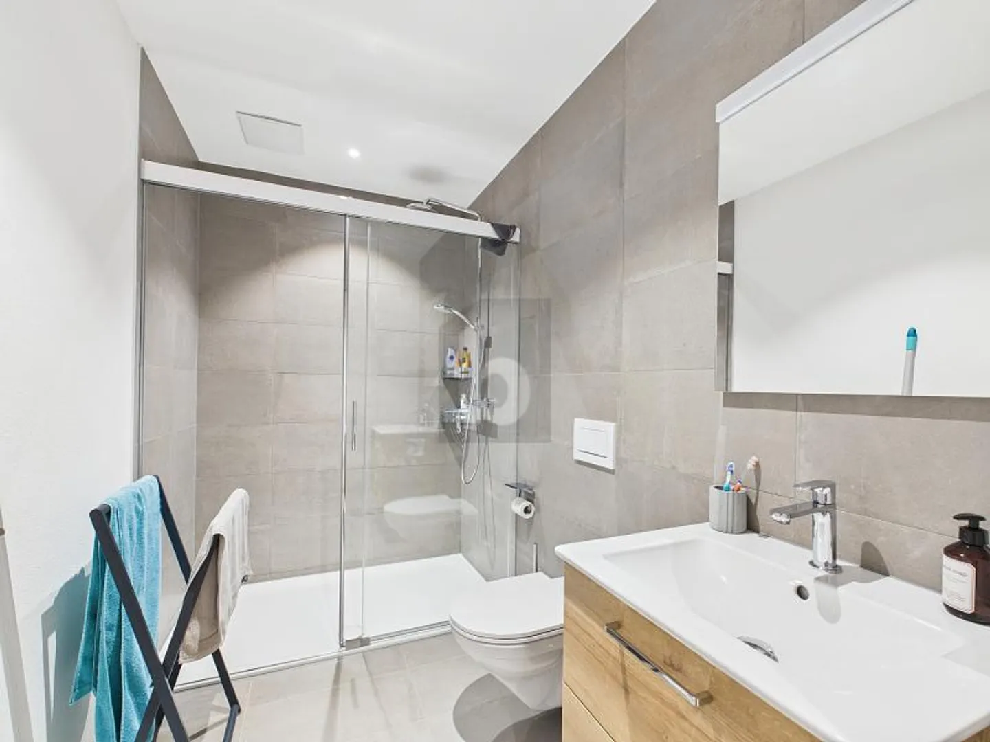 LEBEN, WO ANDERE URLAUB MACHEN - Photo 5 of 6