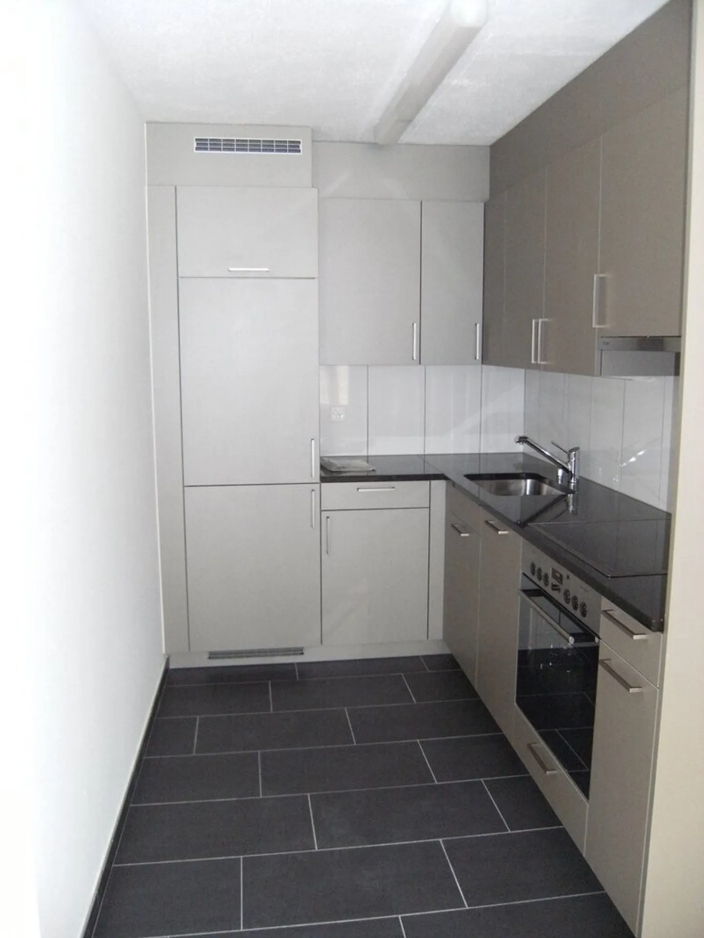 Appartement 2 pièces central au cœur de Saint-Gall - Photo 2 sur 5