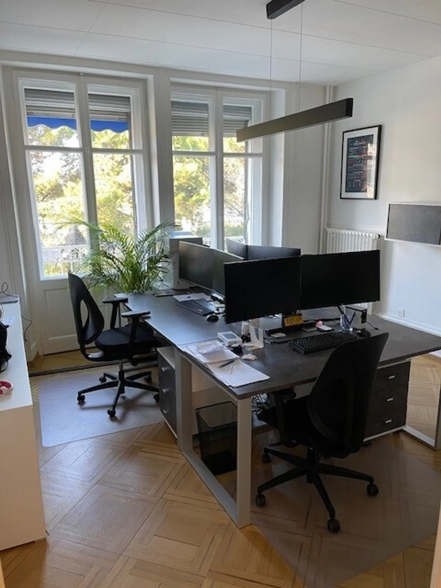 Bureau de 70m2 au 1er étage situé au coeur de Montreux - 01.04.2026 - Photo 4 sur 6