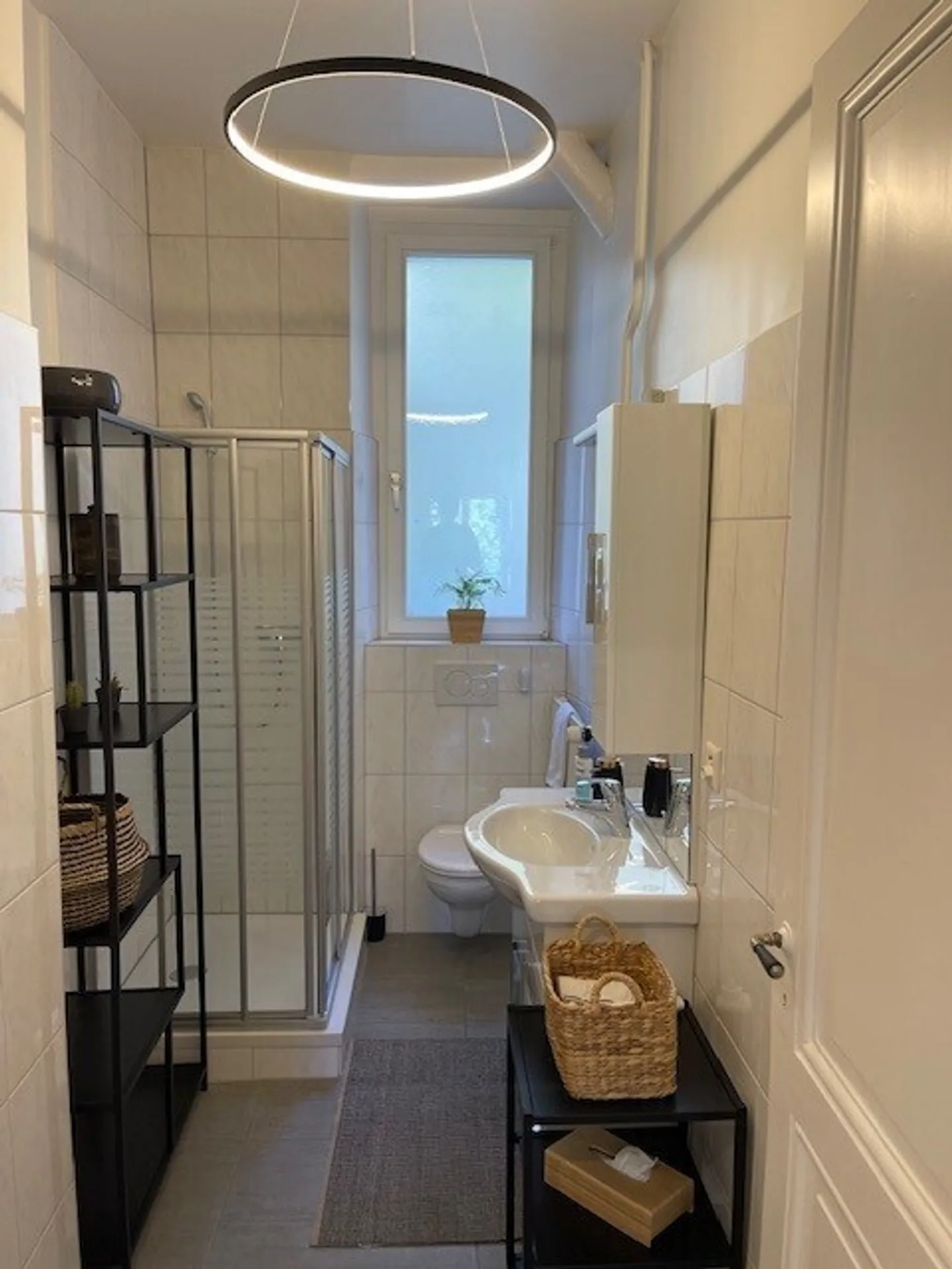 Bureau de 70m2 au 1er étage situé au coeur de Montreux - 01.04.2026 - Photo 6 sur 6