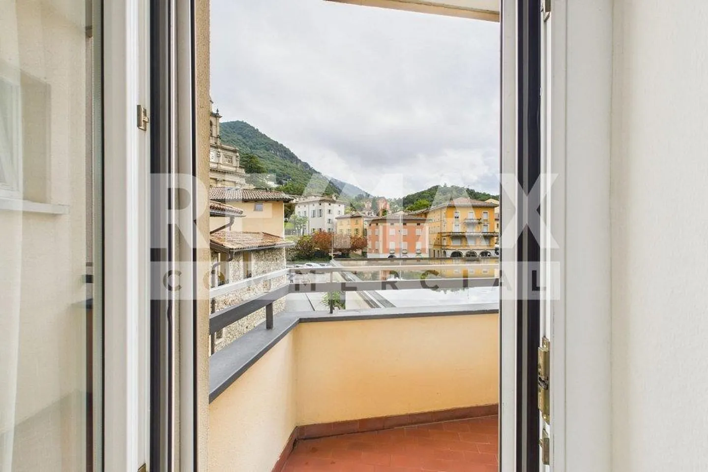 Medizinisches Studio oder Büro im Stadtzentrum - Photo 11 sur 12