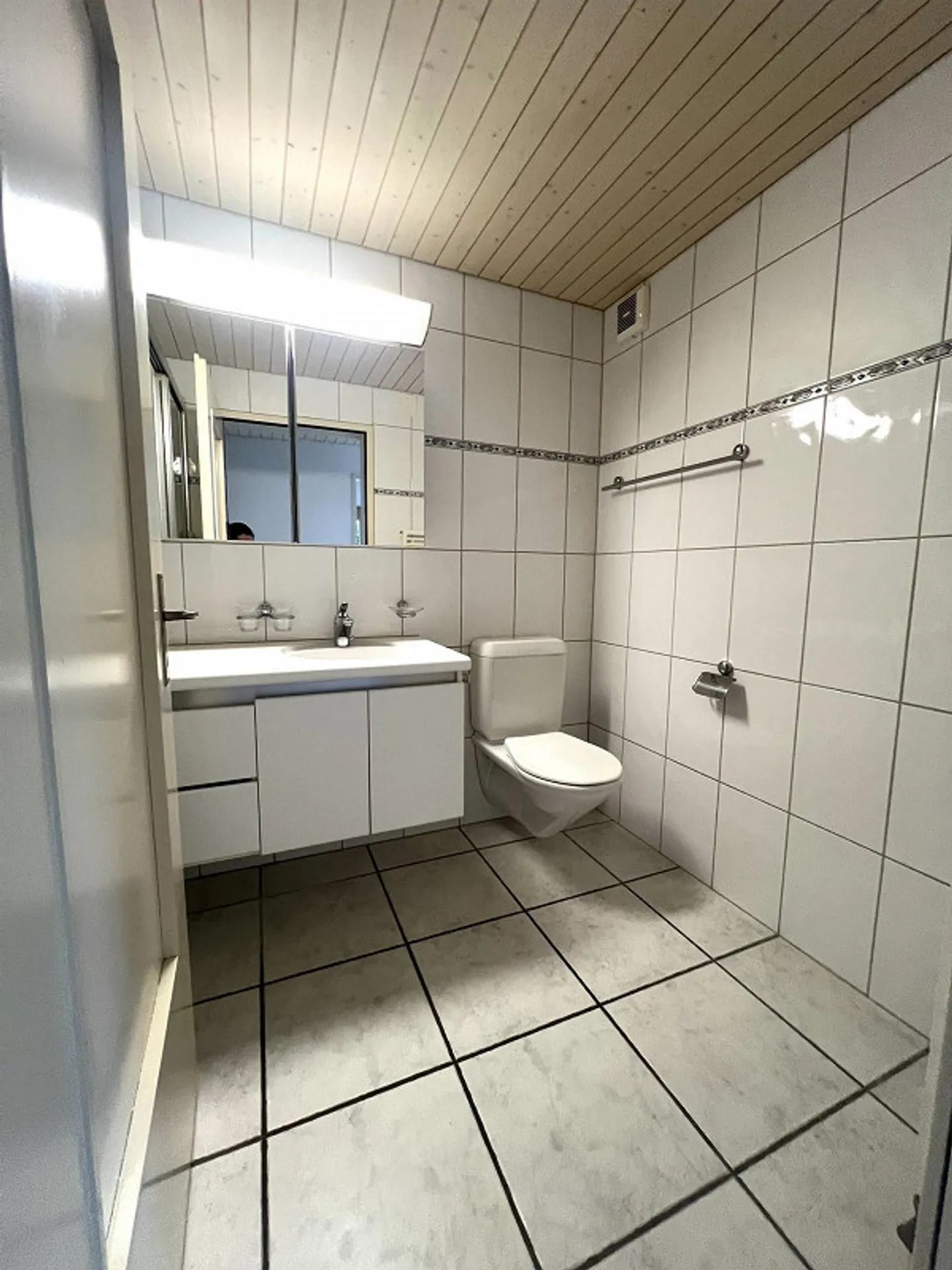 Helle Wohnung mit Garten - Foto 4 von 10