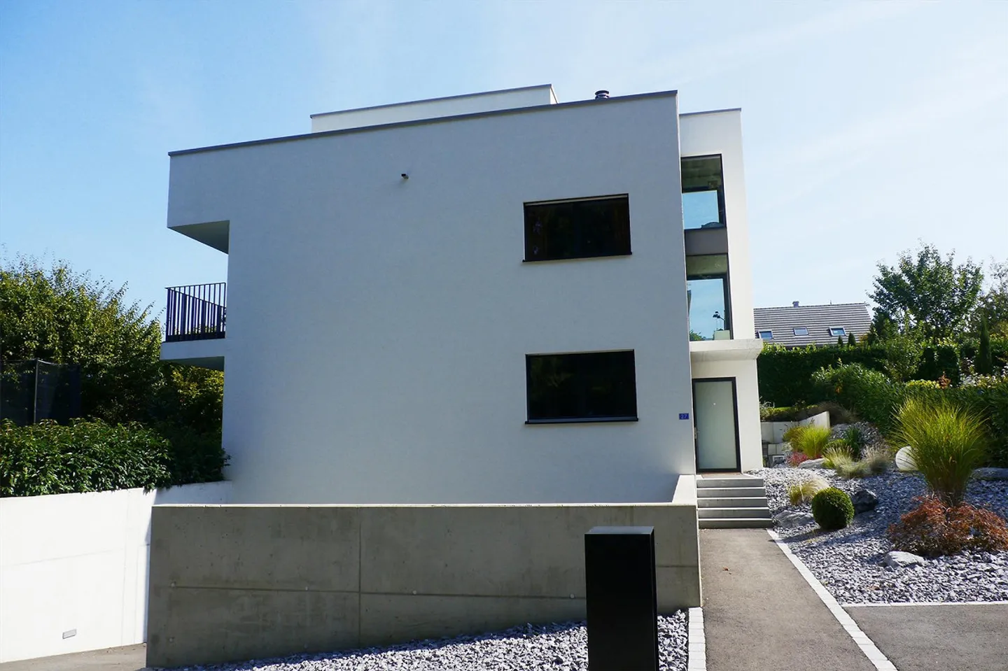 Splendido appartamento di 3 locali in posizione tranquilla e soleggiata - Foto 1 di 10