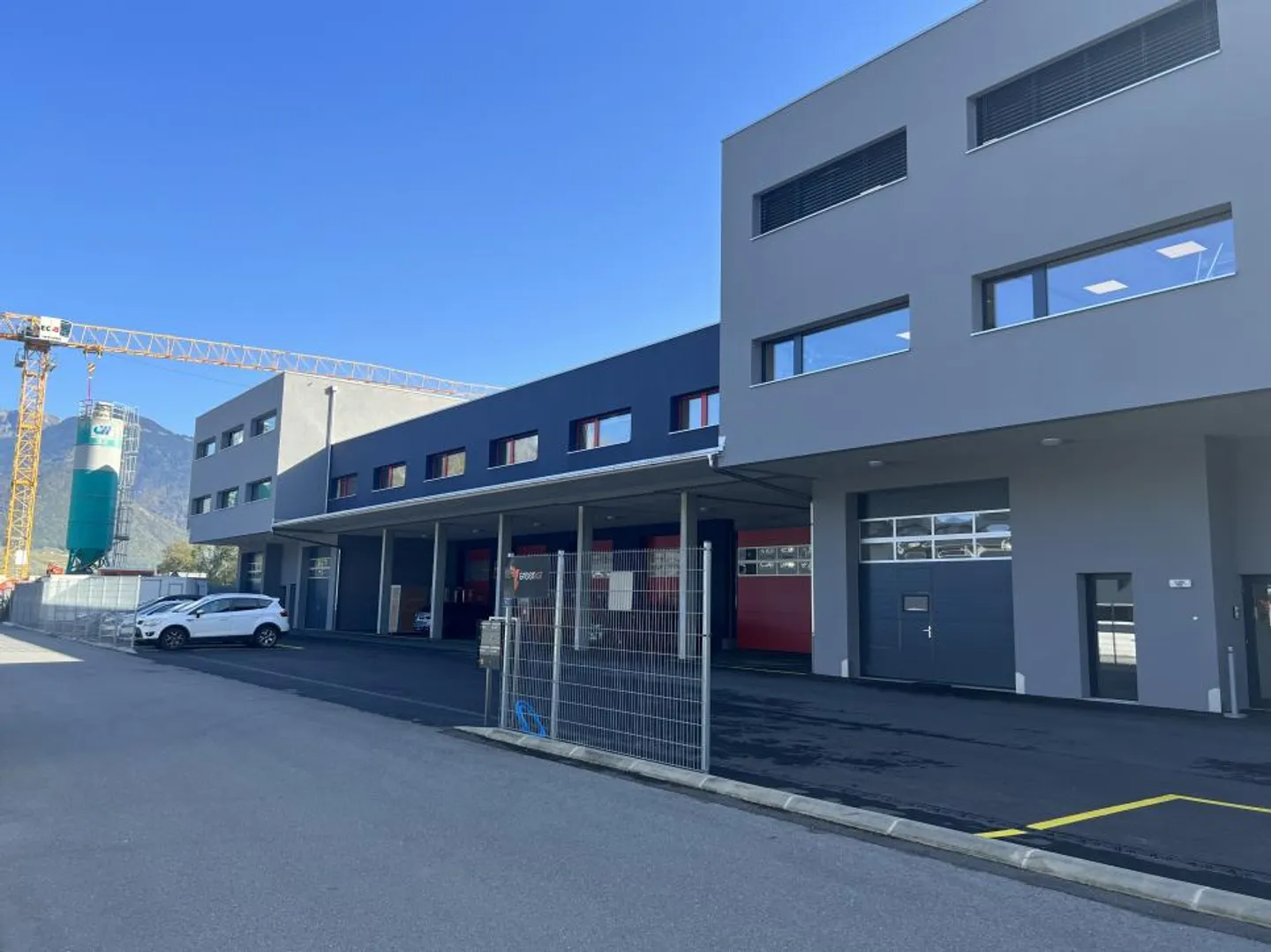 Industriehalle in Collombey im 1. Stock, Lot E 27 - Foto 3 von 8