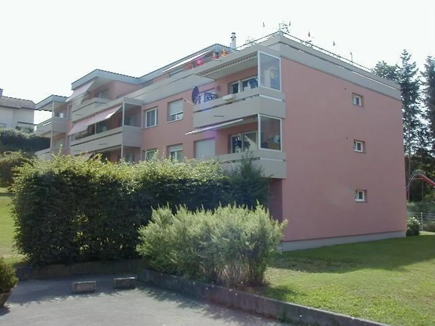 Appartement lumineux de 3,5 pièces avec balcon - Photo 1 sur 9
