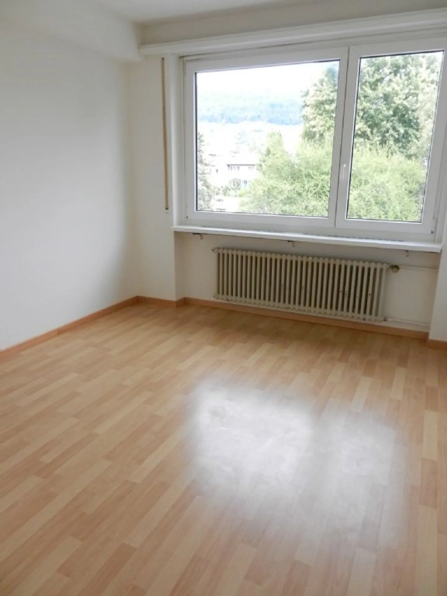 Zentrale Zimmer zu Vermieten - Foto 3 von 6