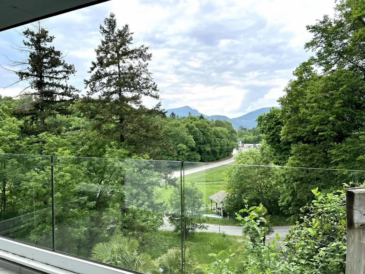 Appartamento Duplex con Terrazze Panoramiche - Foto 4 di 13