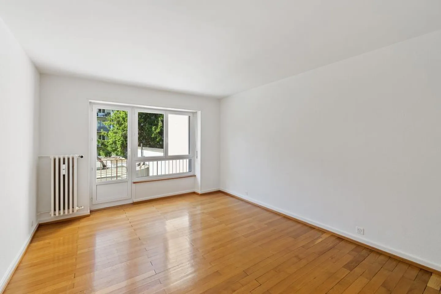 Appartement lumineux de 2,5 pièces dans un emplacement attrayant à Bâle - Photo 5 sur 10