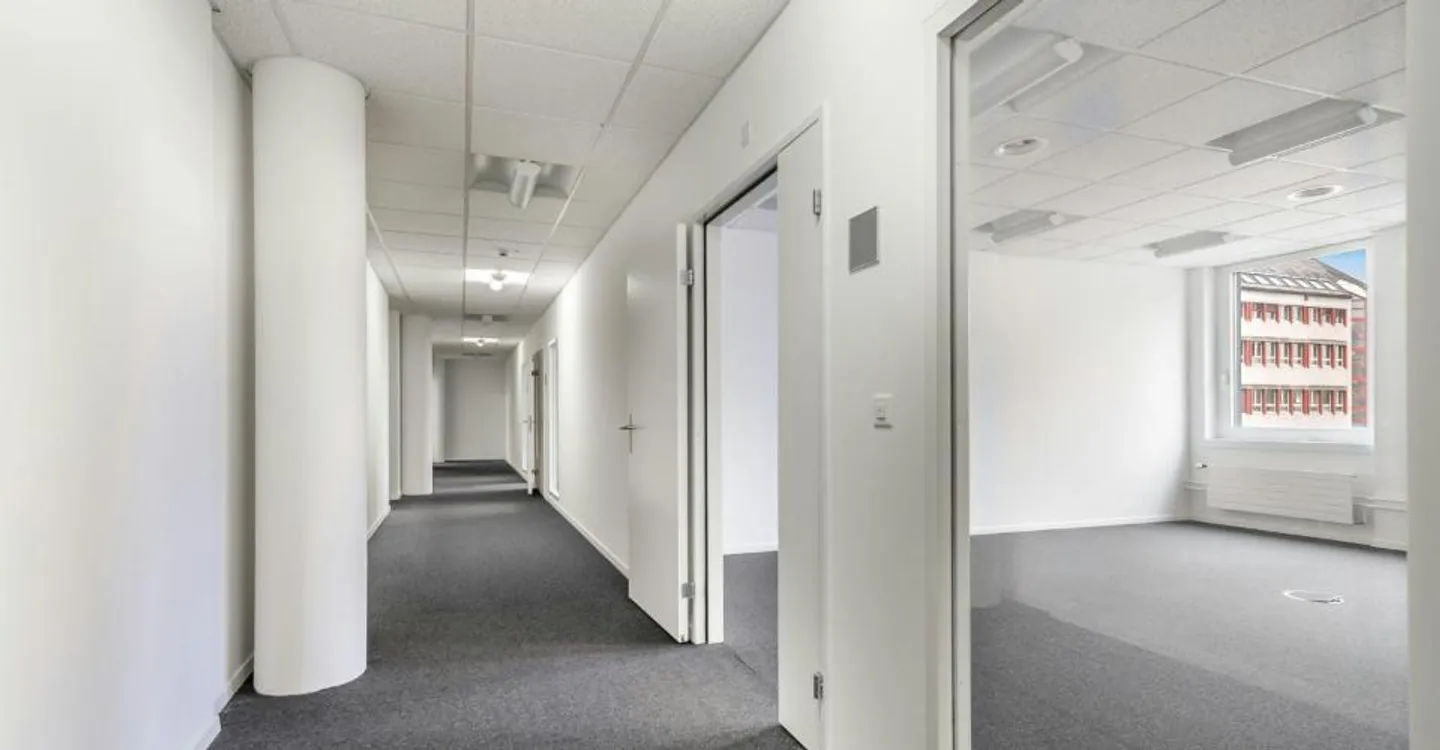 Bürofläche am Flughafen Zürich - Foto 8 von 13