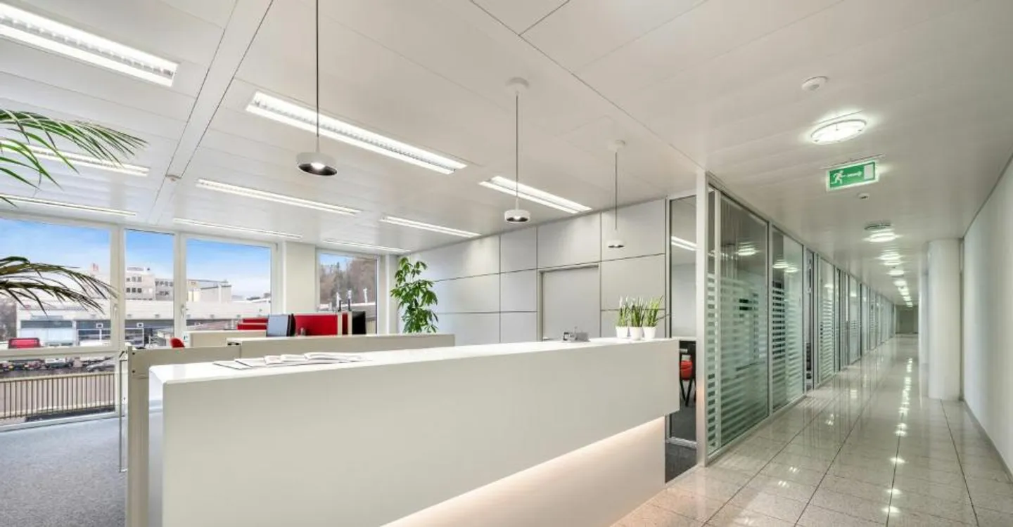 Bürofläche am Flughafen Zürich - Foto 10 von 13