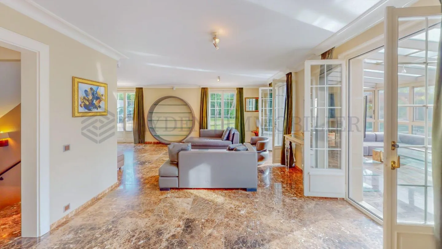 Bella villa di 5 stanze! - Foto 4 di 5