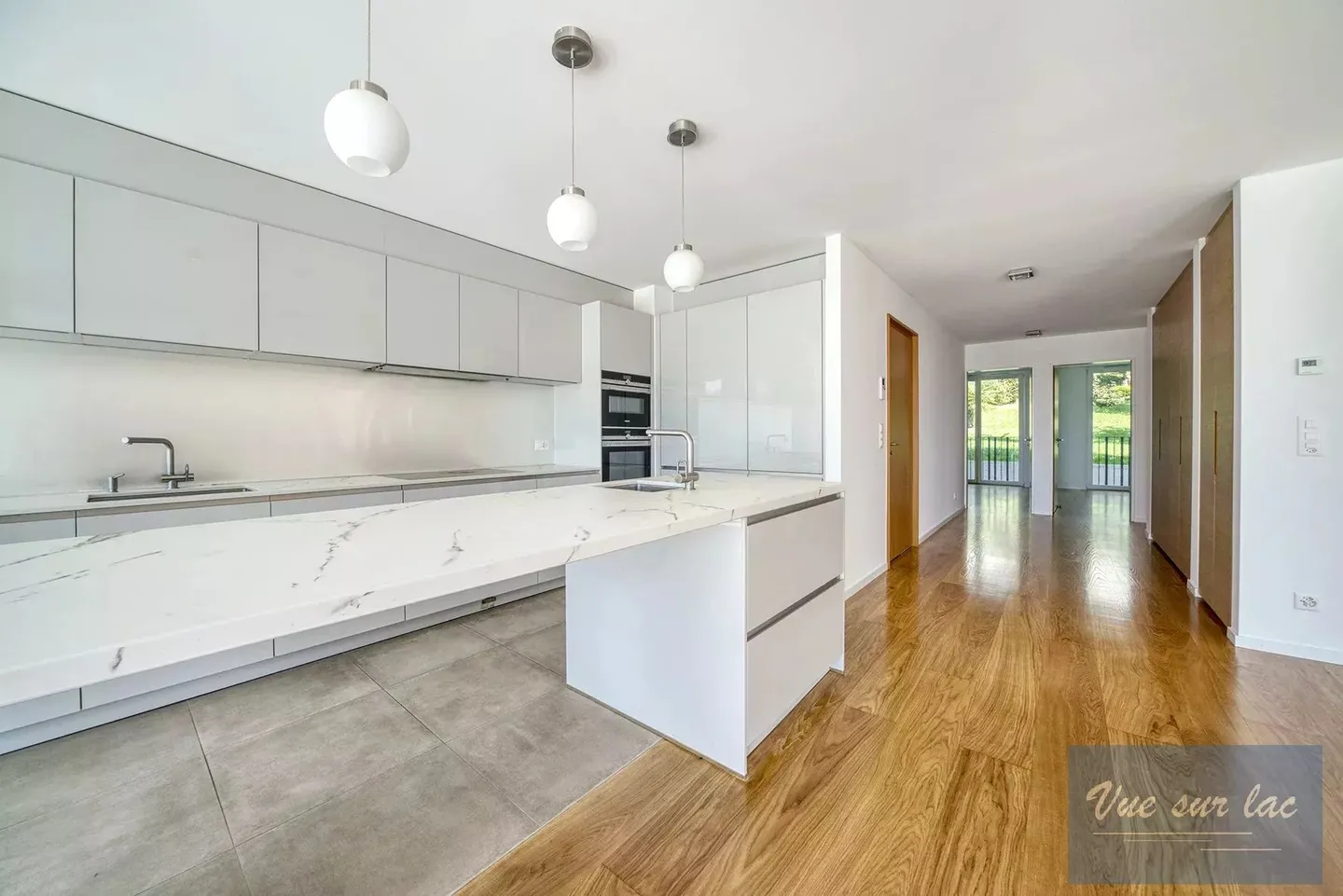 Magnifico appartamento a due passi da Champittet e dal lago! - Foto 4 di 12