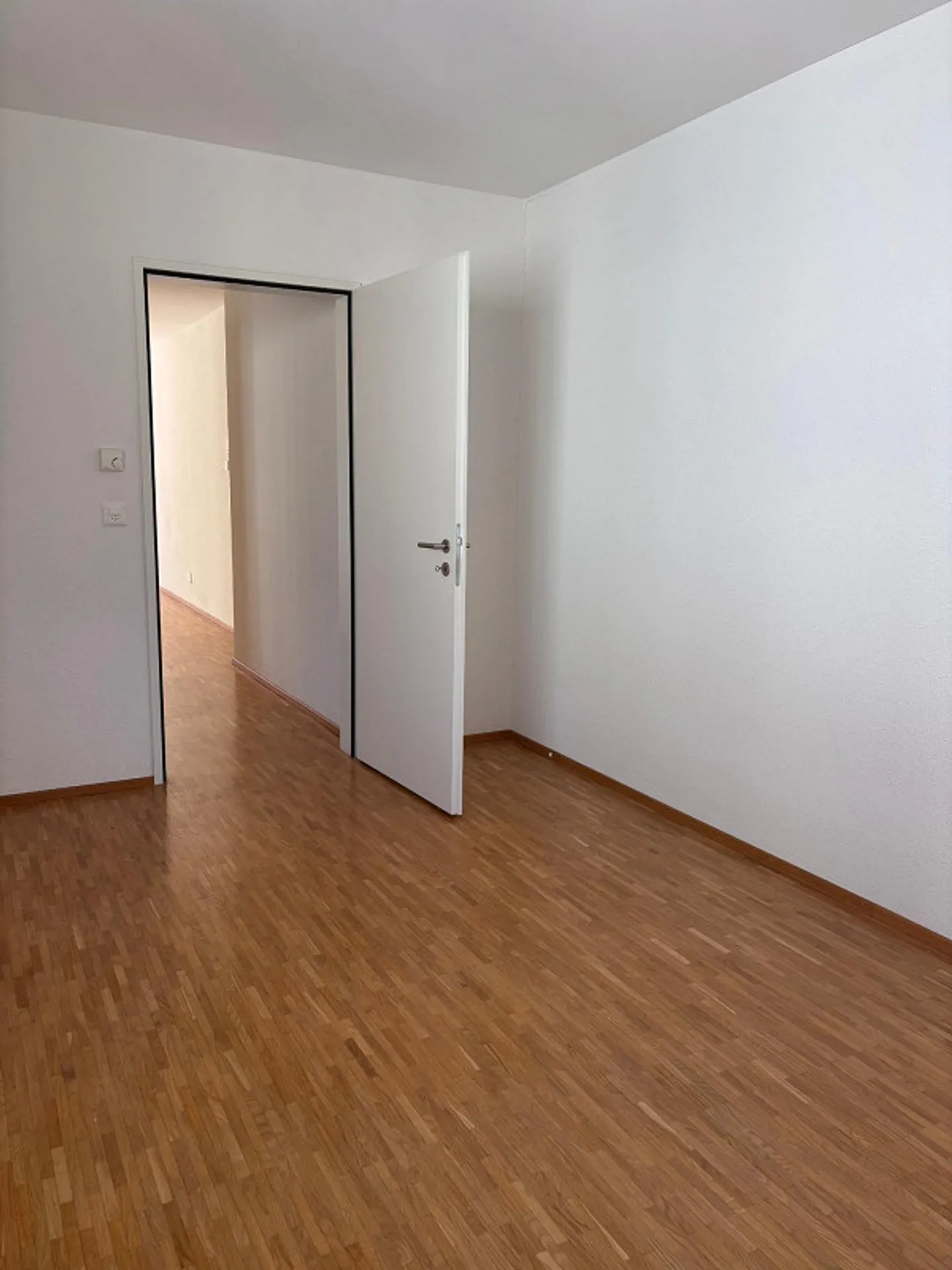 Helle Wohnung mit Balkon - Foto 6 von 11