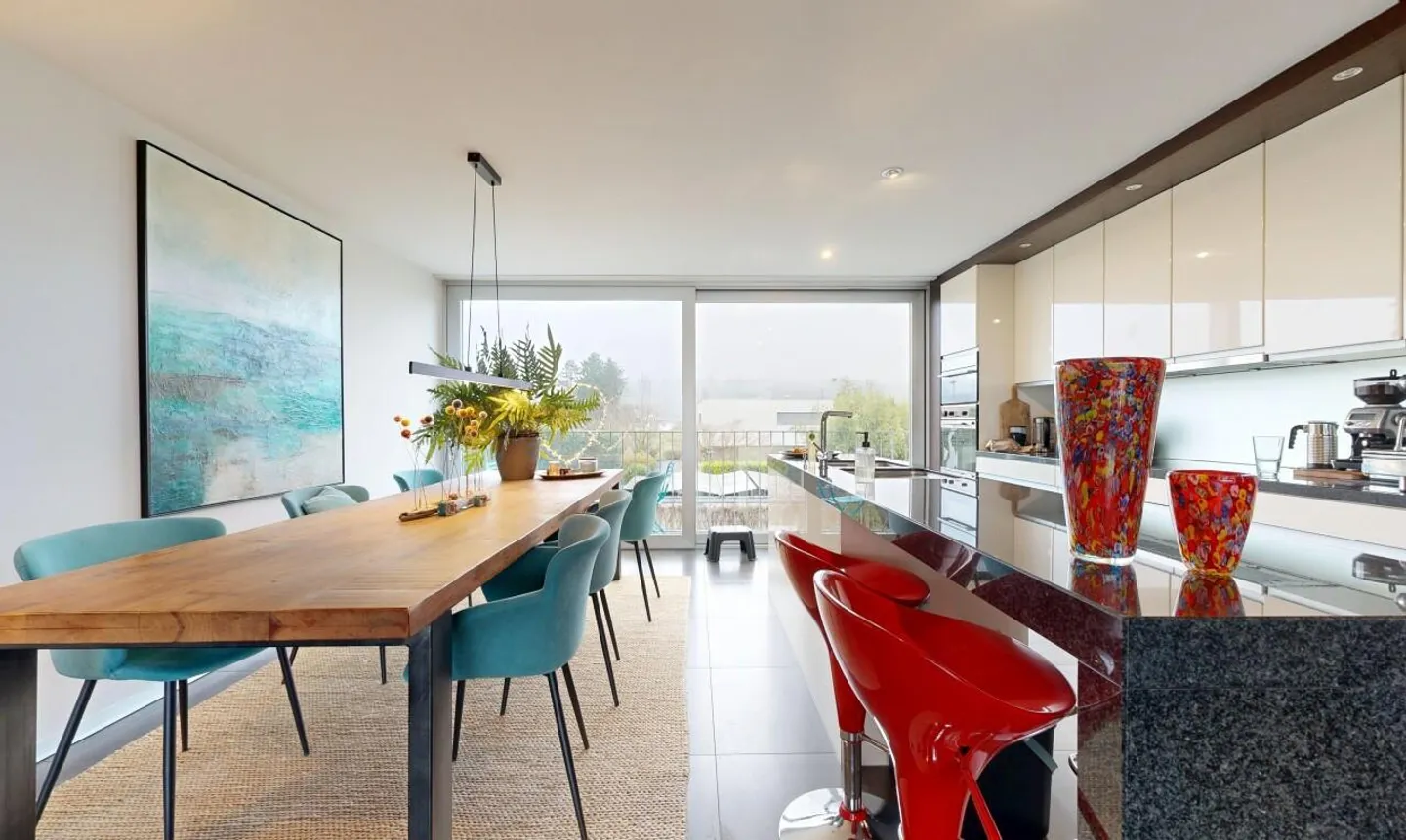 Una luminosa scatola di gioielli sul lago di Bienne - Foto 2 di 11