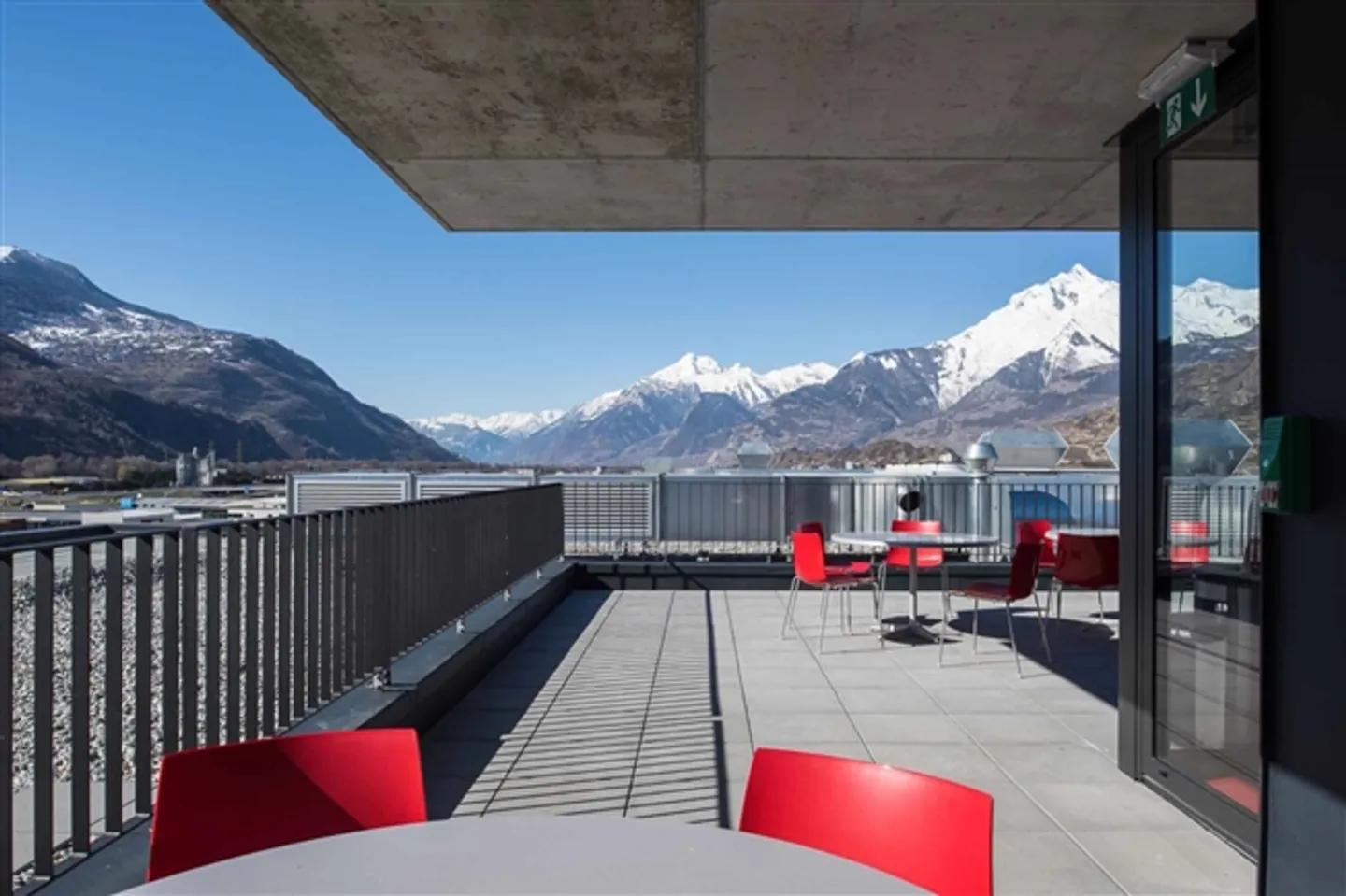 Uffici ESCLUSIVI PLUG & PLAY in affitto di 1'385 m2 a SION - Foto 8 di 13