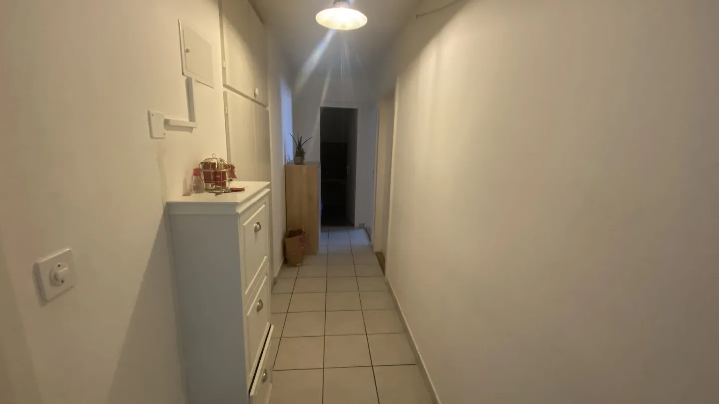 Apartment for rent - Photo 7 of 9