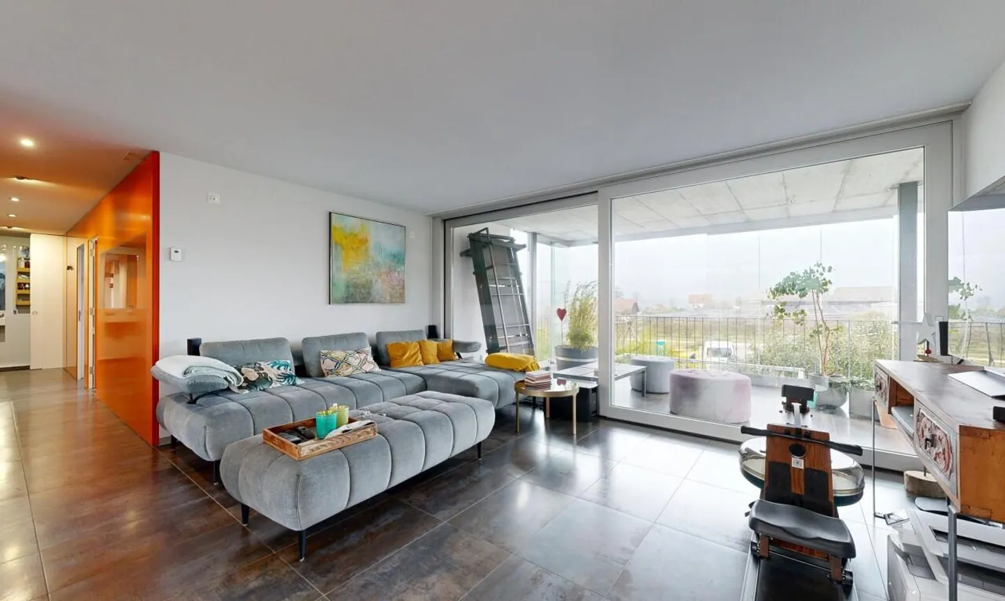 Una luminosa scatola di gioielli sul lago di Bienne - Foto 5 di 11