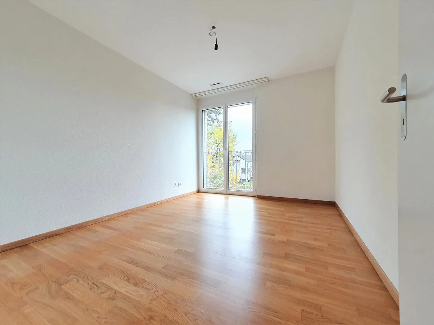 Moderne Wohnung mit grossem Balkon - Foto 6 von 10