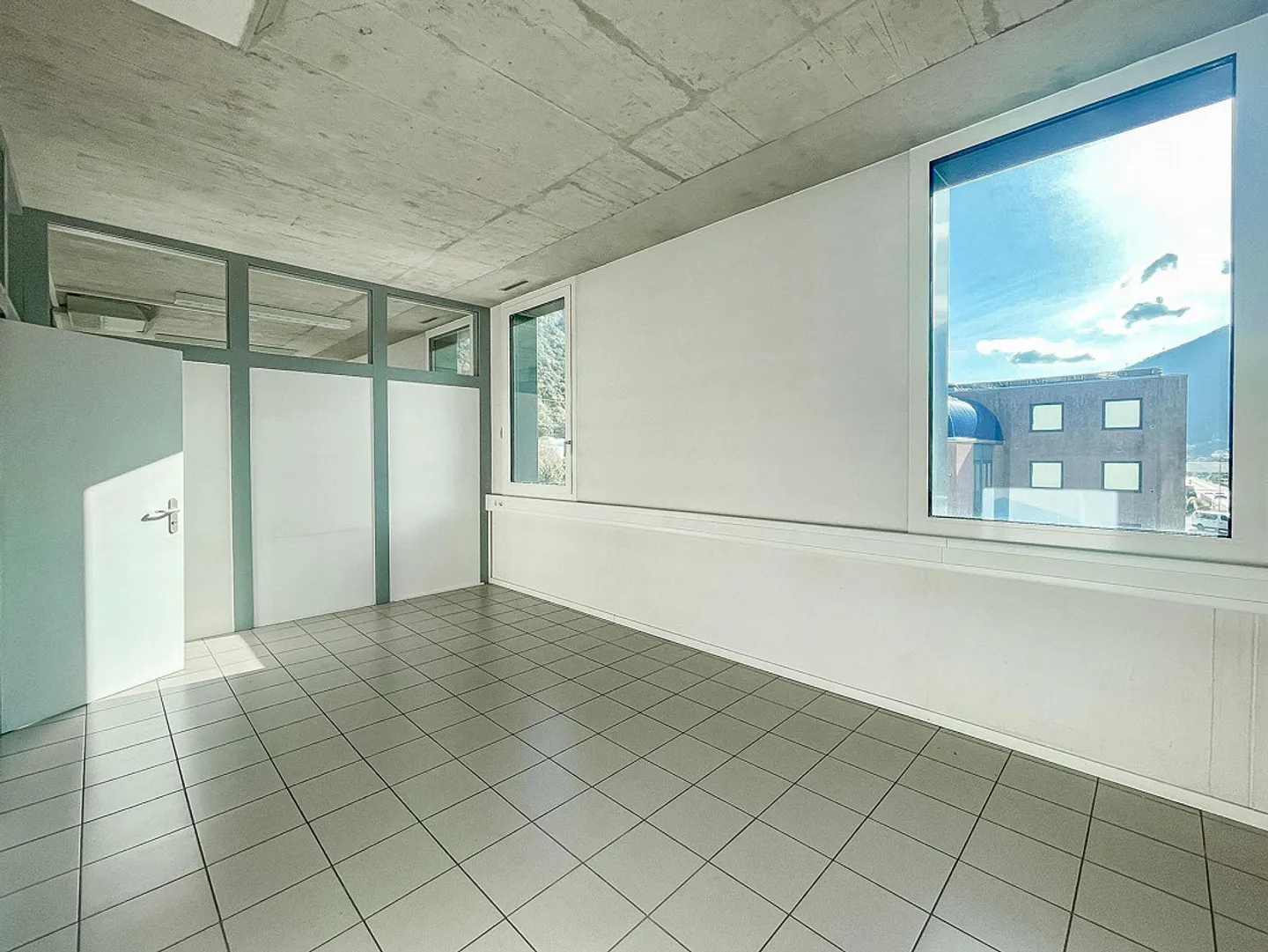Großer Büroraum in Mezzovico - Foto 4 von 7