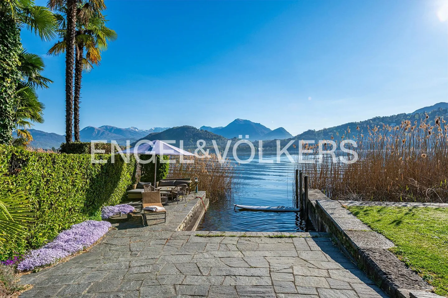 Villa am See mit Pool - Foto 4 von 13
