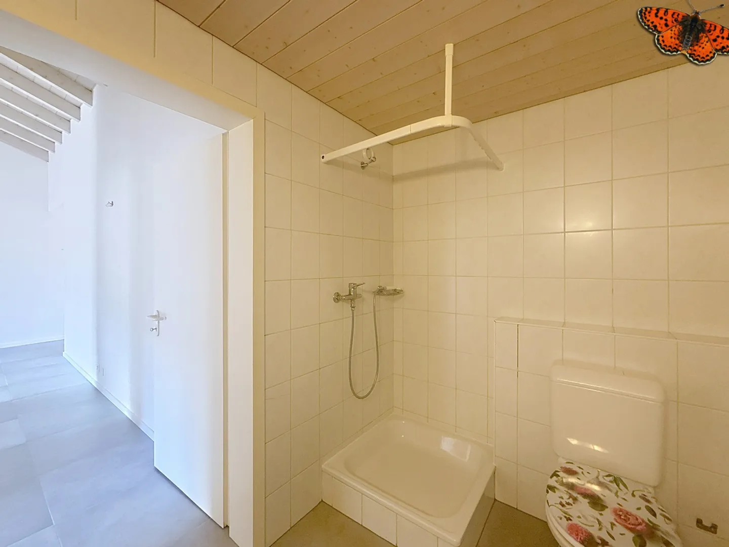 2 ROOMS - Quiet with a balcony! - Photo 8 of 9