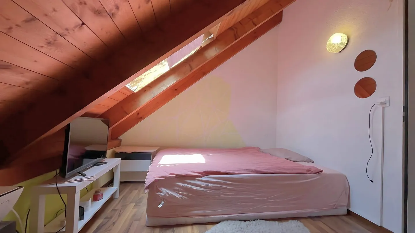 Corner townhouse with workshop possibility in Gebenstorf, 6.5 rooms - Photo 9 of 13