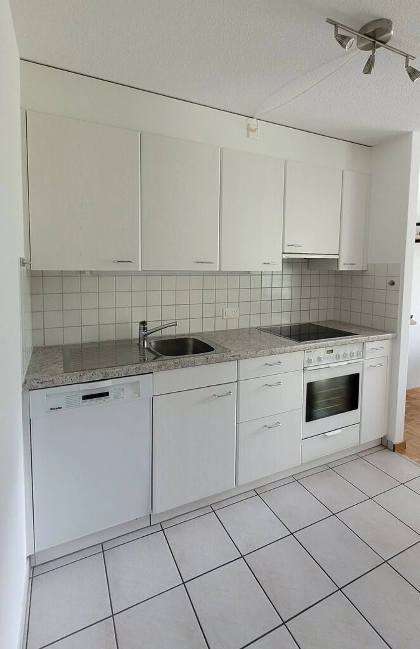 Appartamento 3.5 stanze a Worben rurale - Foto 2 di 11