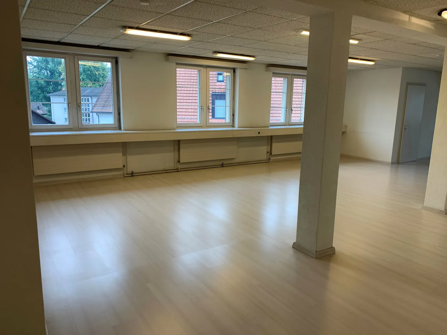 Gewerberaum an zentraler Lage mit Warenlift - Foto 2 von 5