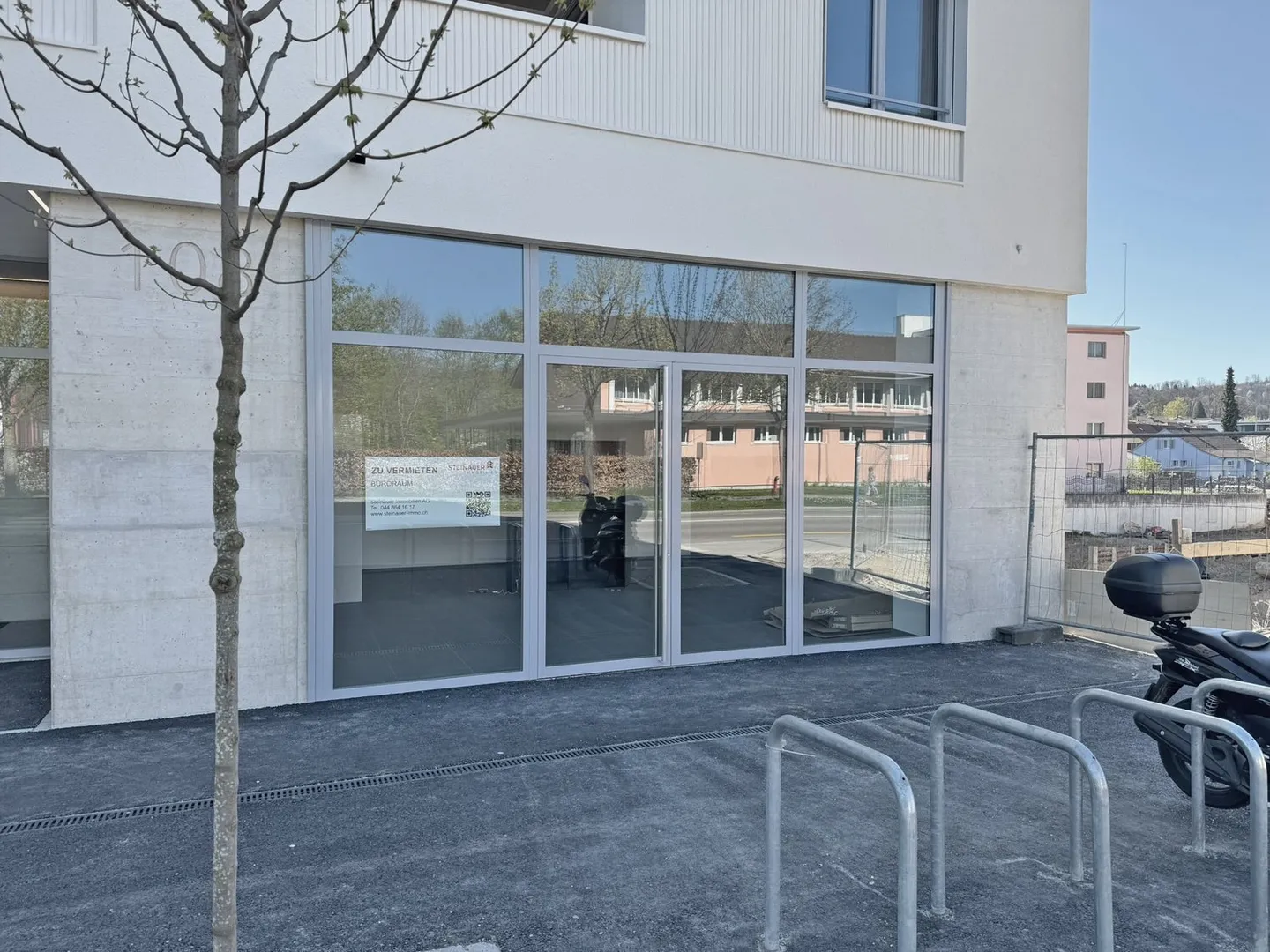 Parfait comme showroom, bureau ou surface de vente - Photo 7 sur 8