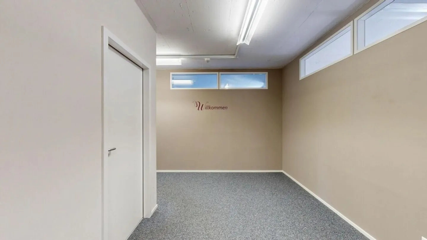 Lavorare con stile: Il tuo spazio commerciale di 37 m² con area reception nel "Gwand" Merenschwand - Foto 3 di 7