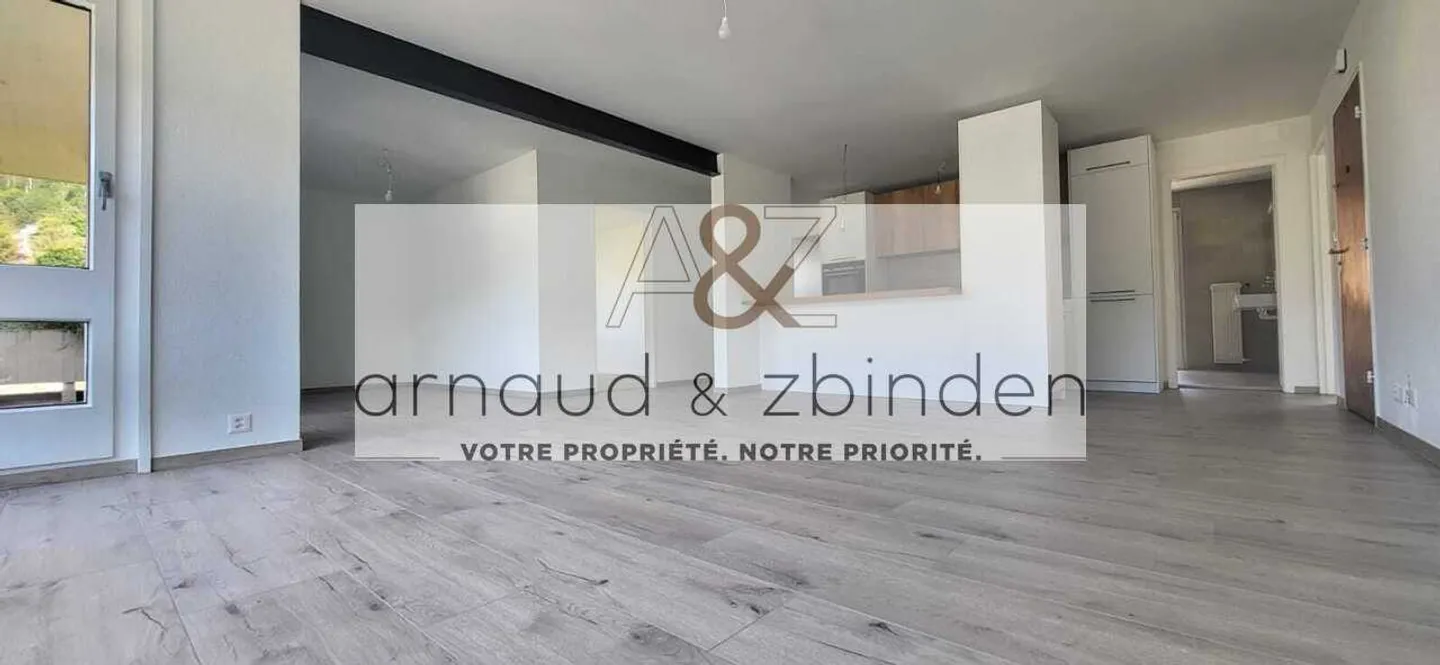 Appartamento di 4,5 locali con balcone e garage a Saint-Imier - Foto 5 di 6