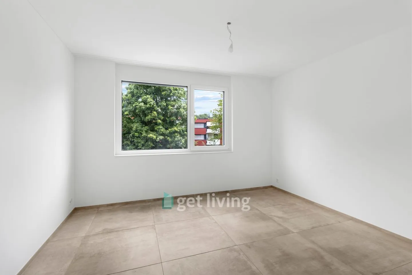 Nuova costruzione in posizione privilegiata con ampia terrazza (40 m²) e lavanderia e cantina private (17,4 m²). L'appartamento può anche essere affittato arredato su richiesta. - Foto 4 di 9