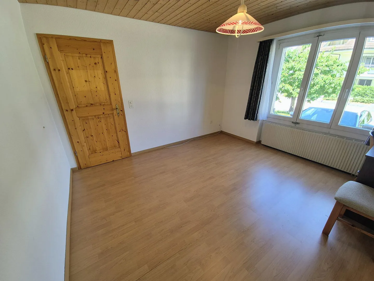 5 ½ - Room Ground Floor Apartment in Gunzgen – Lots of Space to Live - Photo 5 of 11