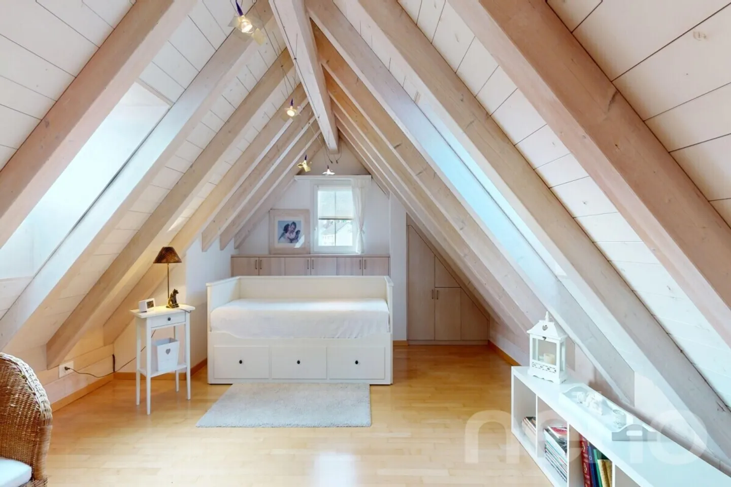 Charmante maison familiale avec jardin - Photo 8 sur 12