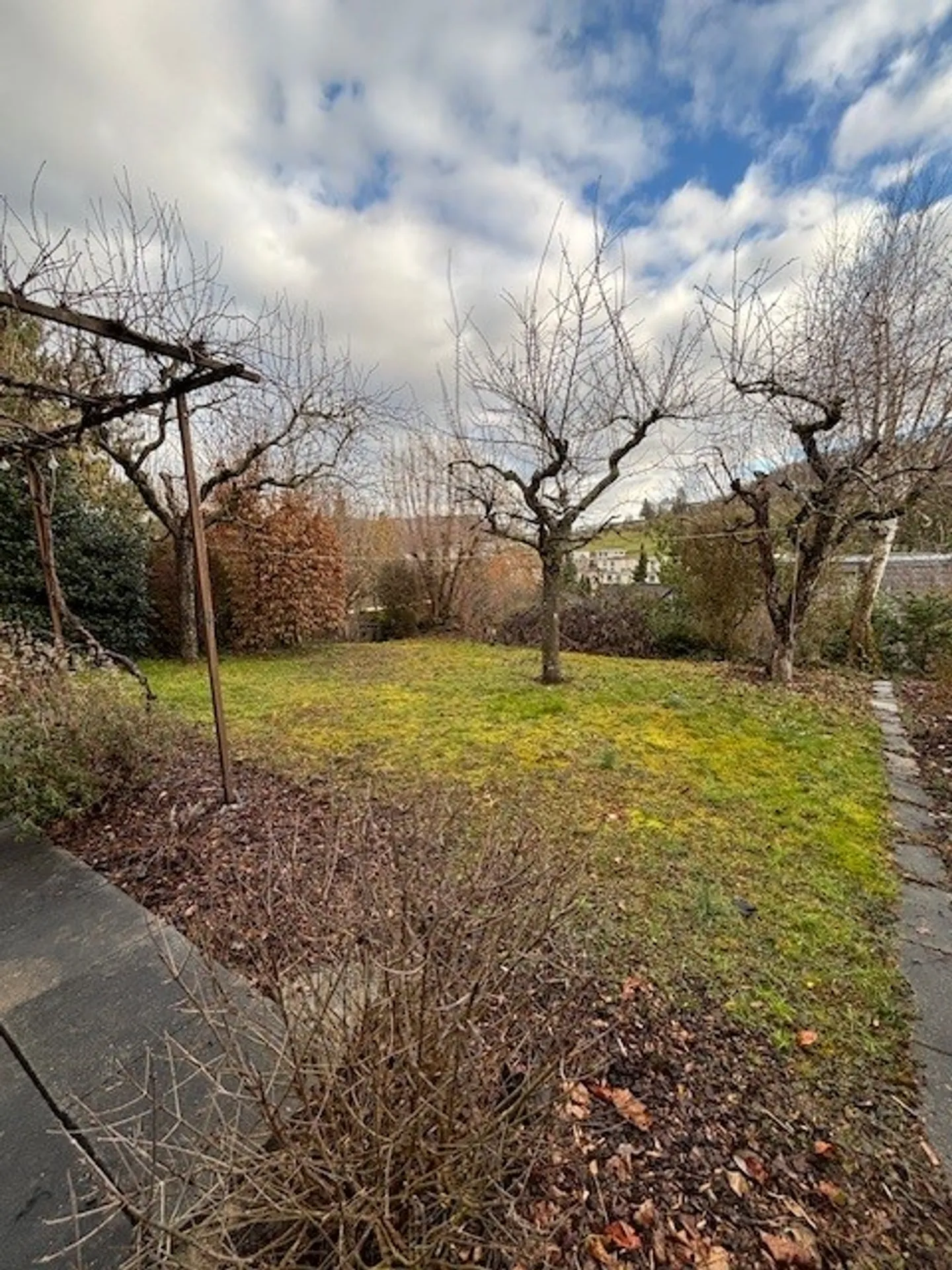 Charmante maison jumelée dans un endroit calme de Frenkendorf - Photo 24 sur 25