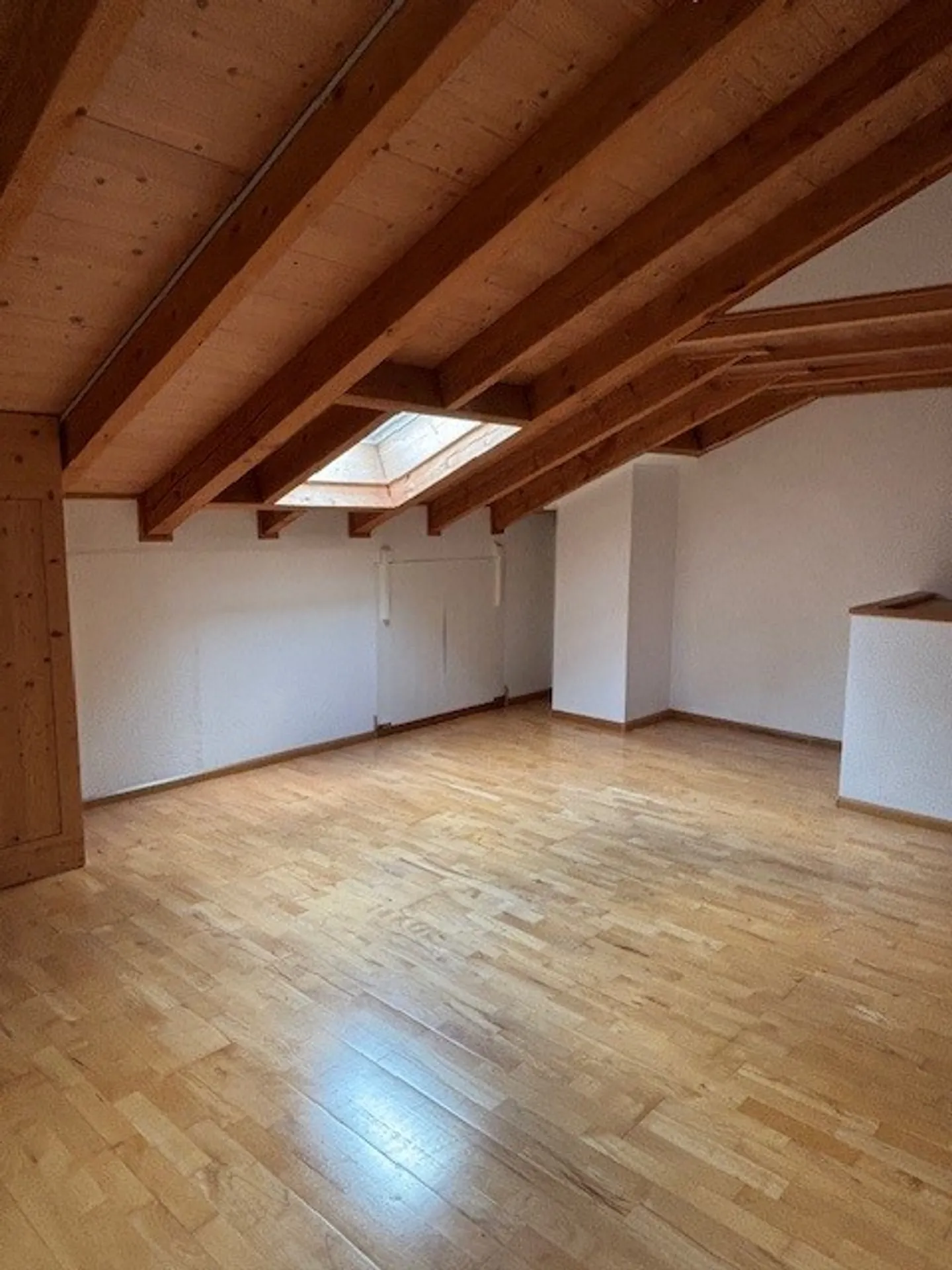 Charmante maison jumelée dans un endroit calme de Frenkendorf - Photo 13 sur 25