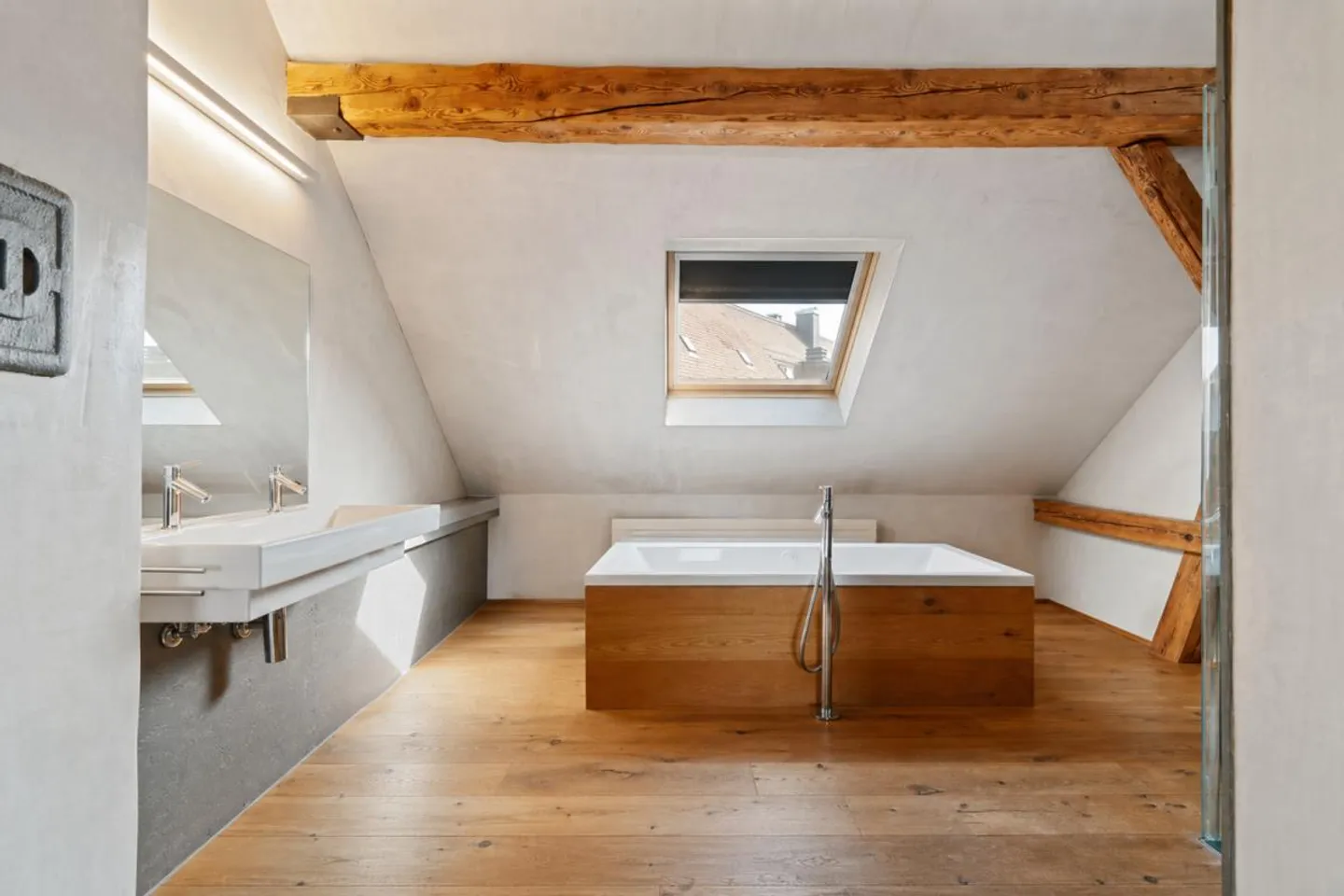 2.5-room penthouse apartment with roof terrace - District 4 - Photo 15 of 24