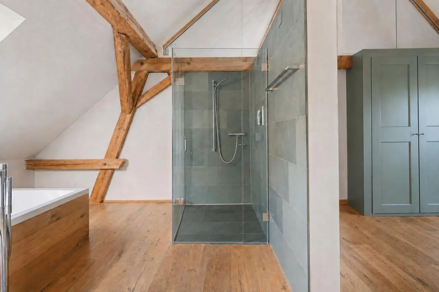 2.5-room penthouse apartment with roof terrace - District 4 - Photo 16 of 24