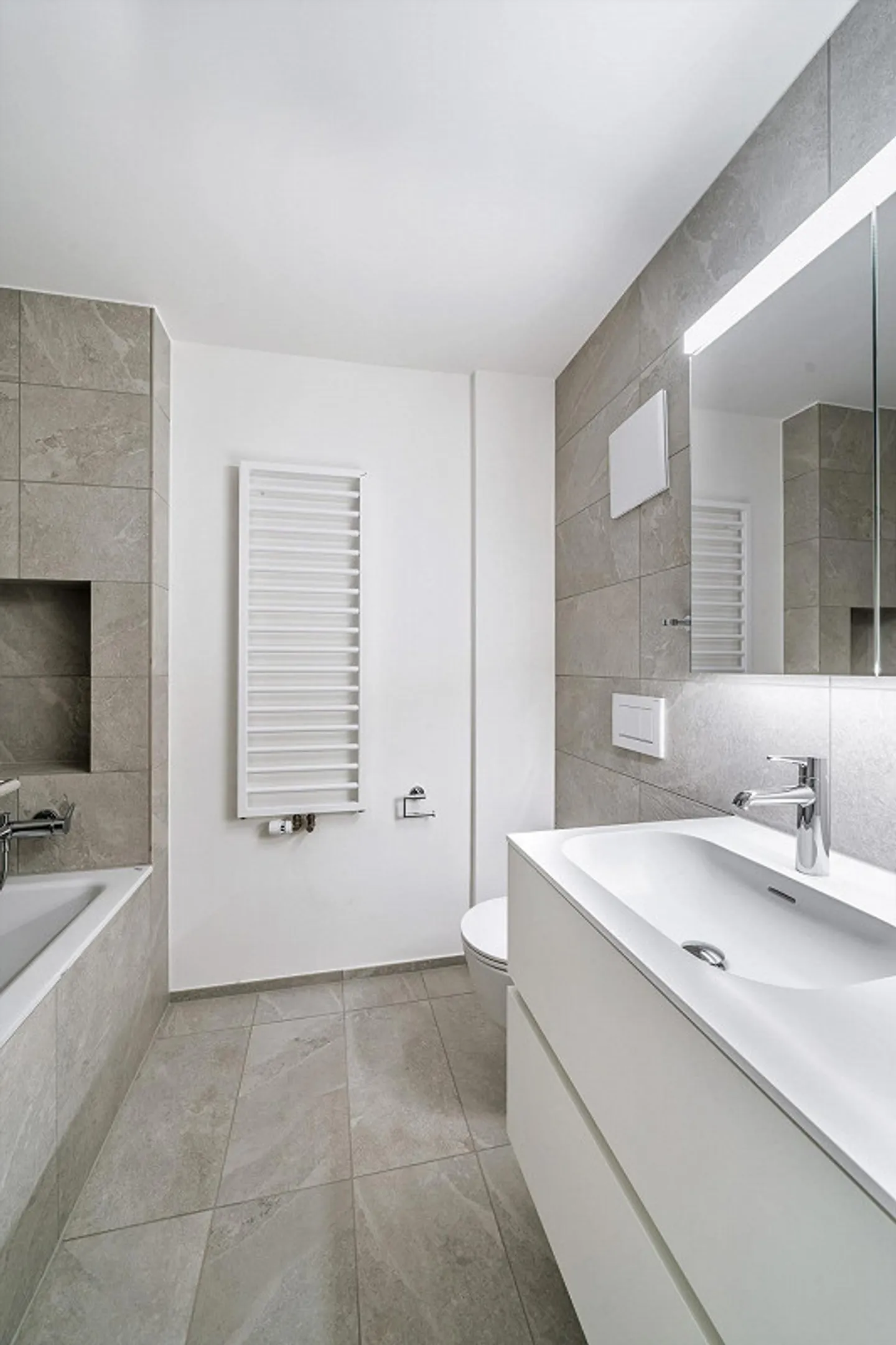 Modernes Apartment in Binningen - Foto 6 von 8