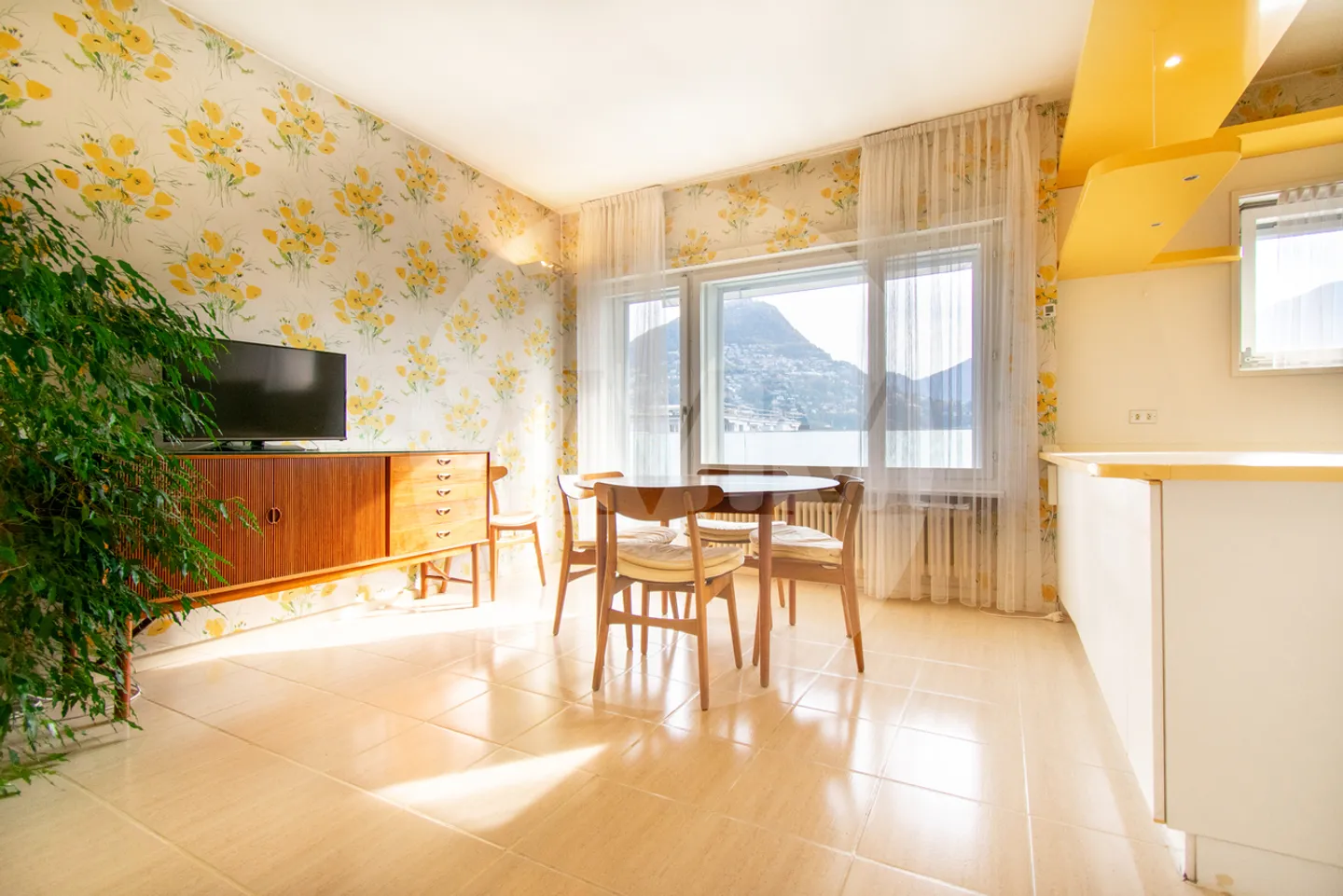 Appartamento in vendita - Foto 3 di 11