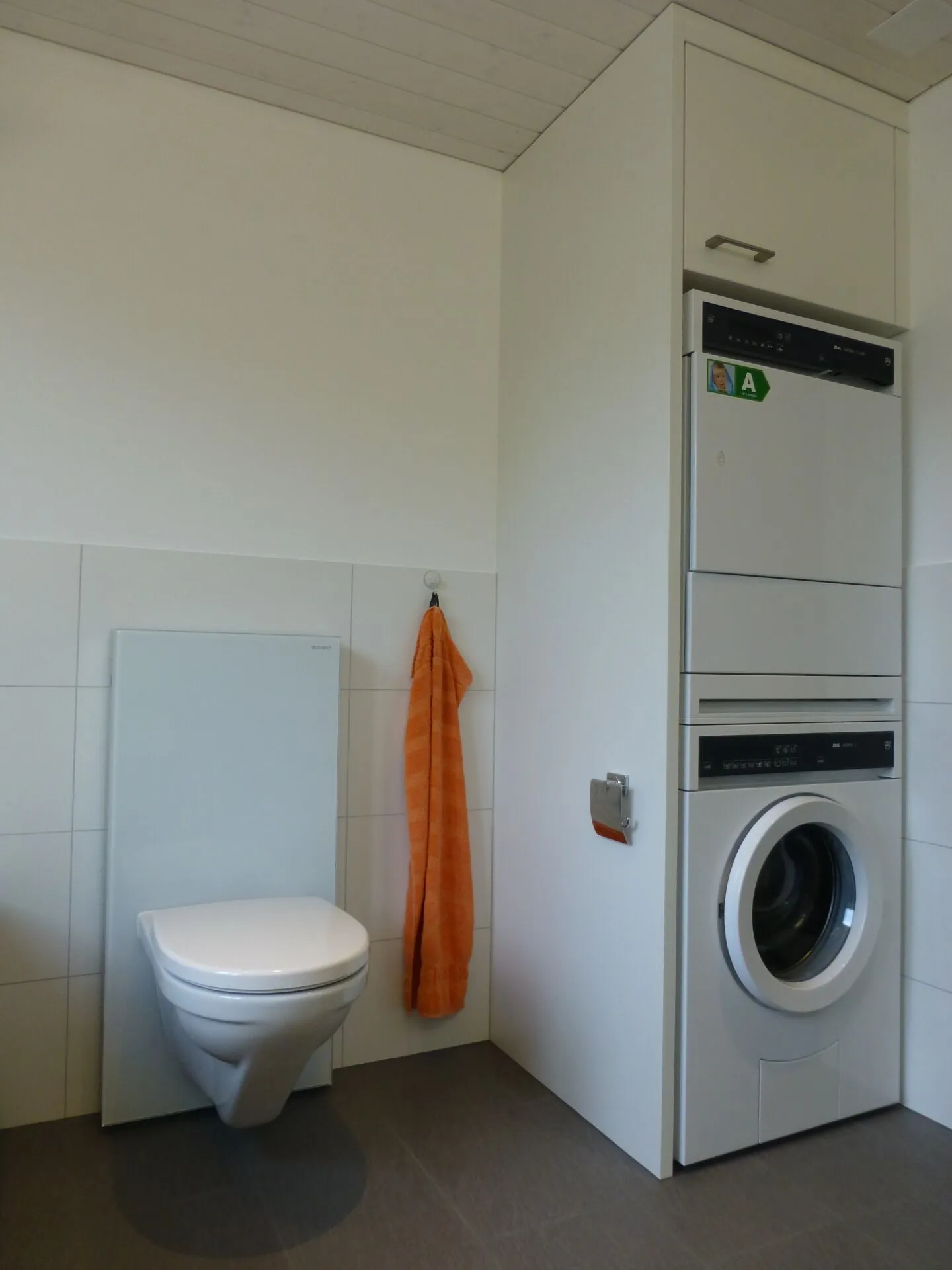 Bell'appartamento di 3,5 stanze con eccellente collegamento ai mezzi pubblici - Foto 3 di 5